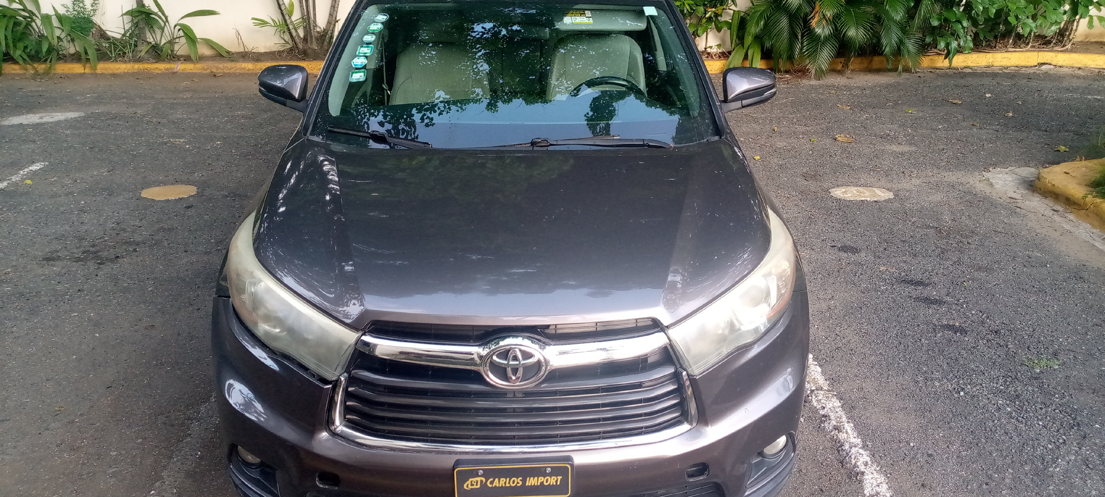 jeepetas y camionetas - Vendo . único dueño 