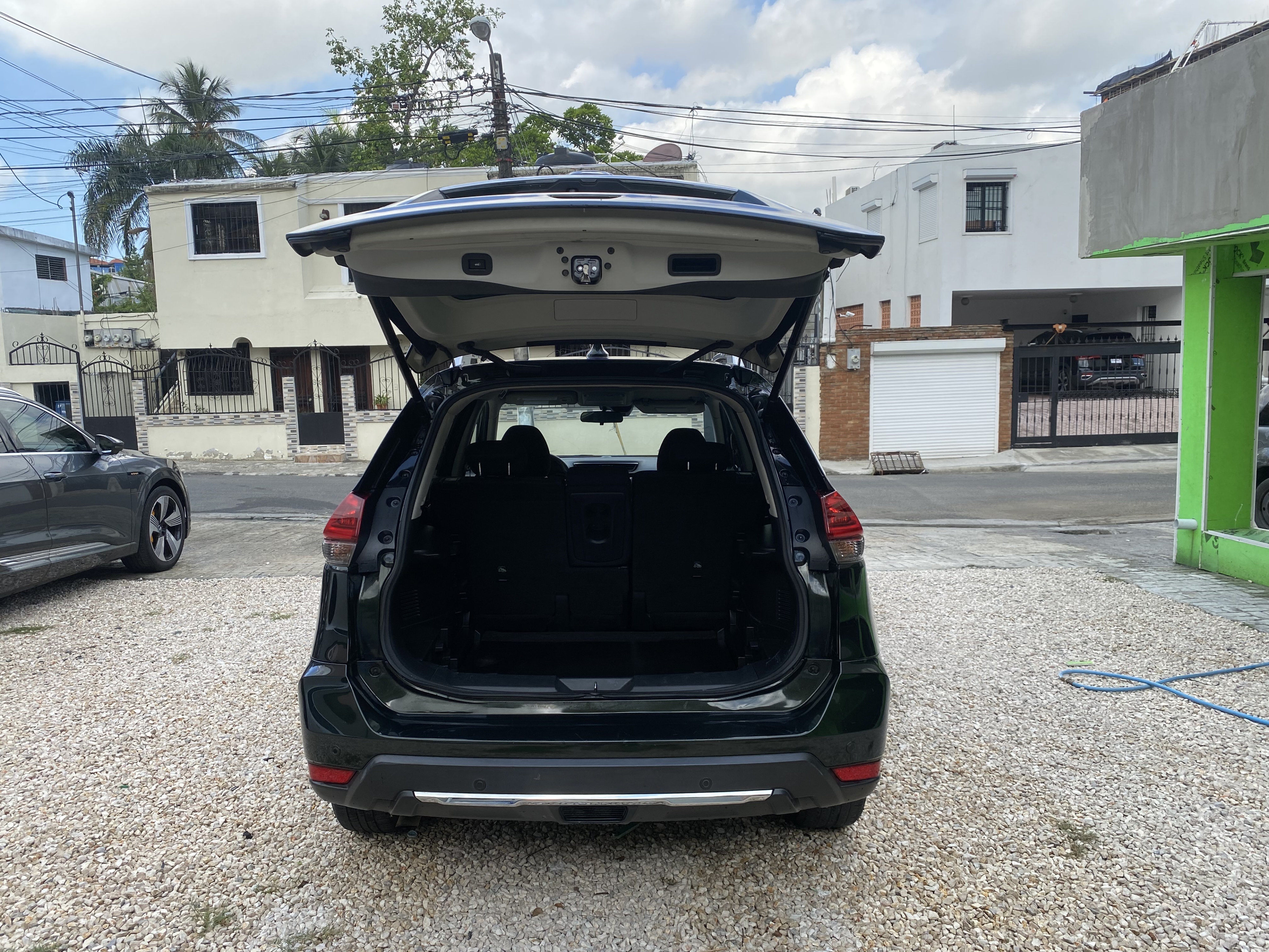 jeepetas y camionetas - súper Oferta! Nissan Rogue SV 2019 AWD clean carfax 4
