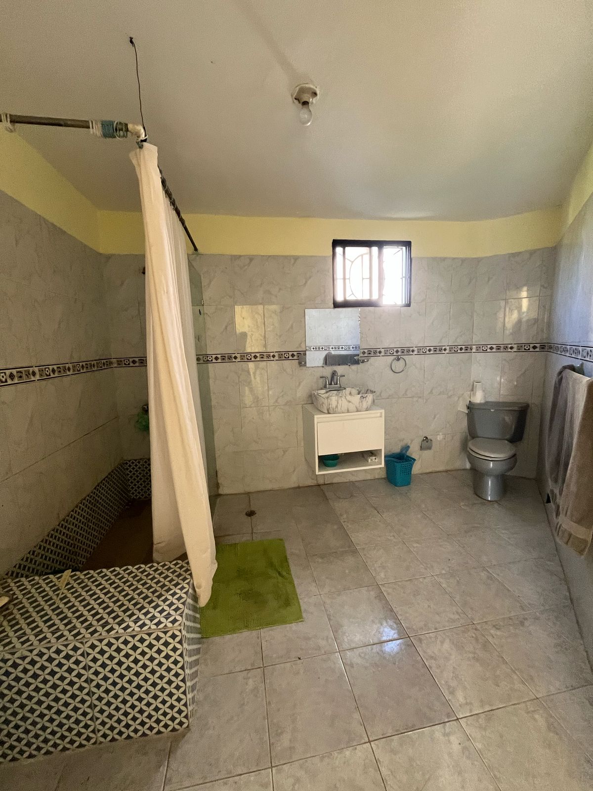 casas - Casa en Alquiler en Bella Vista 4