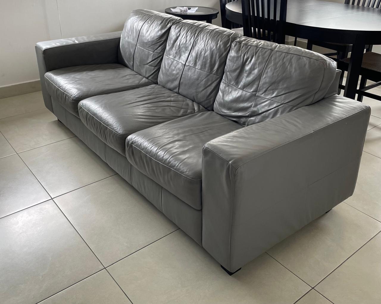 muebles y colchones - Mueble 3 plaza en piel 1