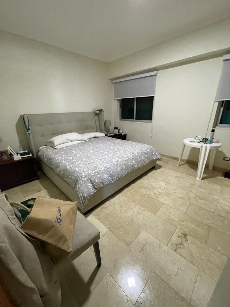 apartamentos - Se vende apartamento en Evaristo Morales 4