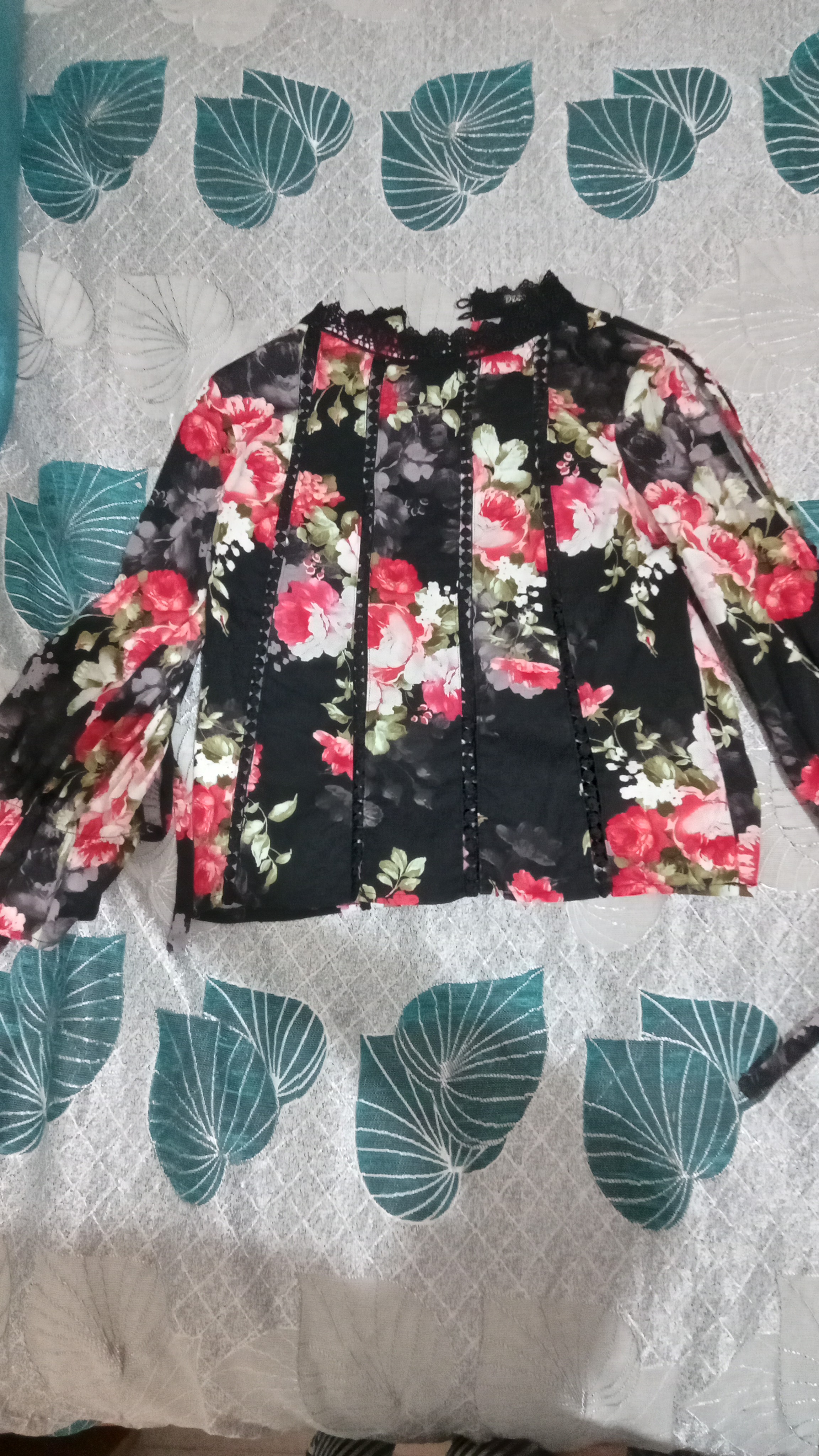 ropa para mujer - A RD$300 CADA UNA. PIEZAS ROPA VARIADAS 7