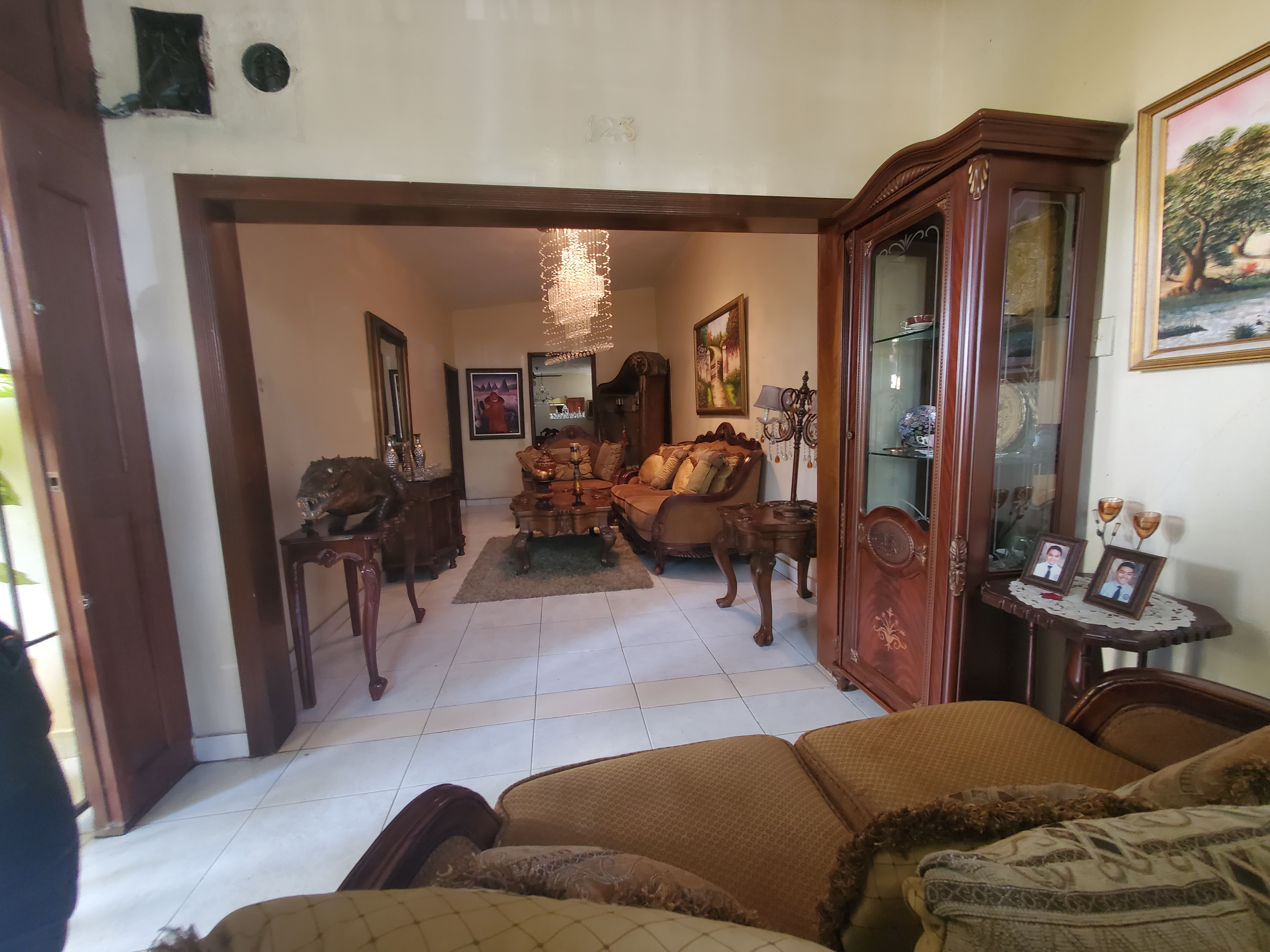 casas - Vendo Casa unifamiliar con un apartaestudio en N2 2