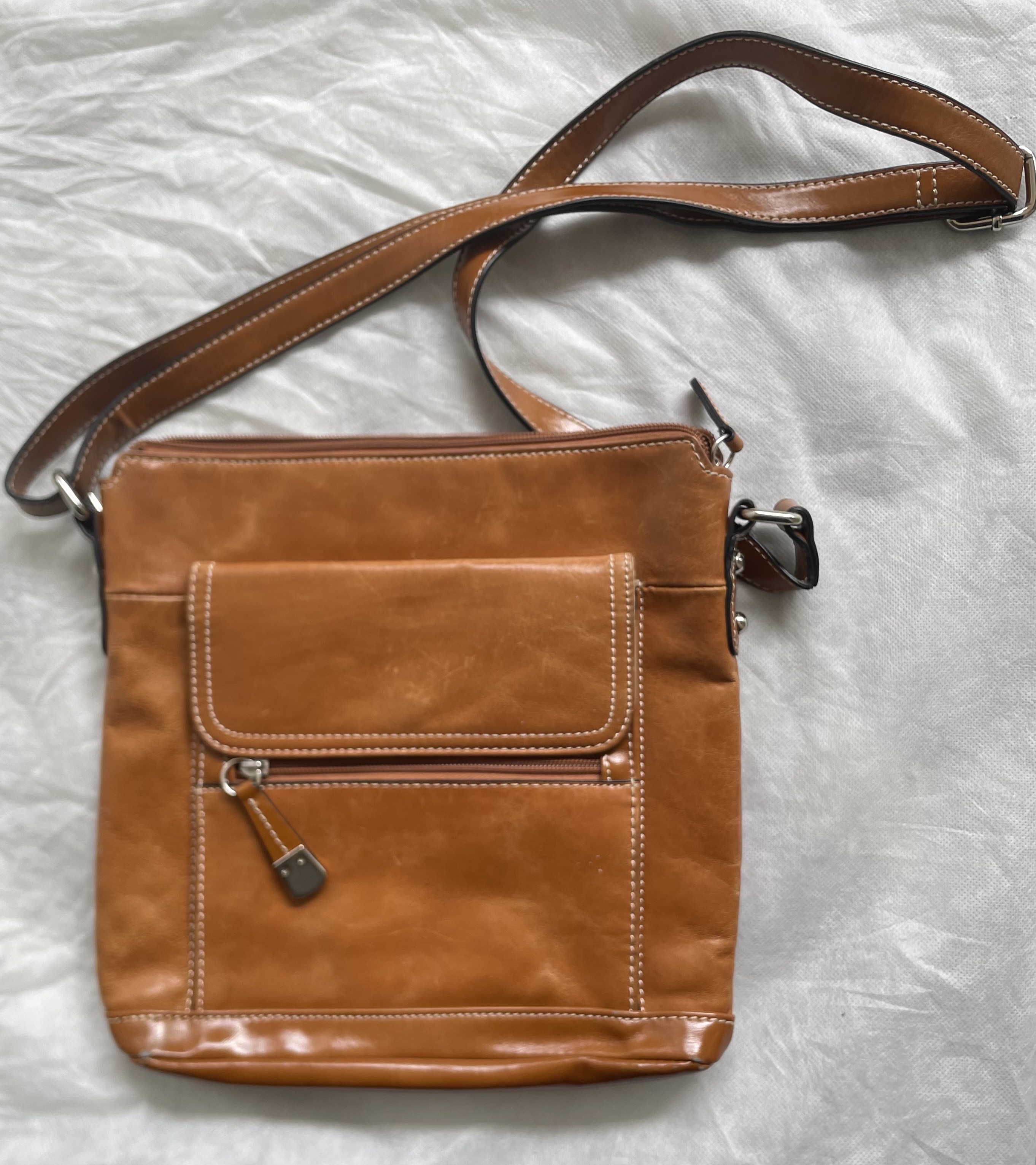 carteras y maletas - Ventas de carteras medio uso traídas de USA  2