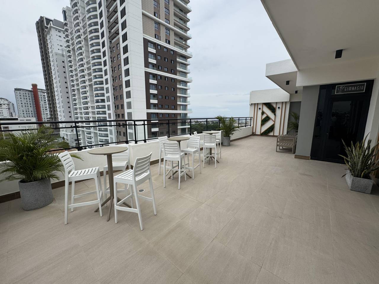 apartamentos - Venta de apartamentos de 3 habitaciones ,Cacicazgo 6