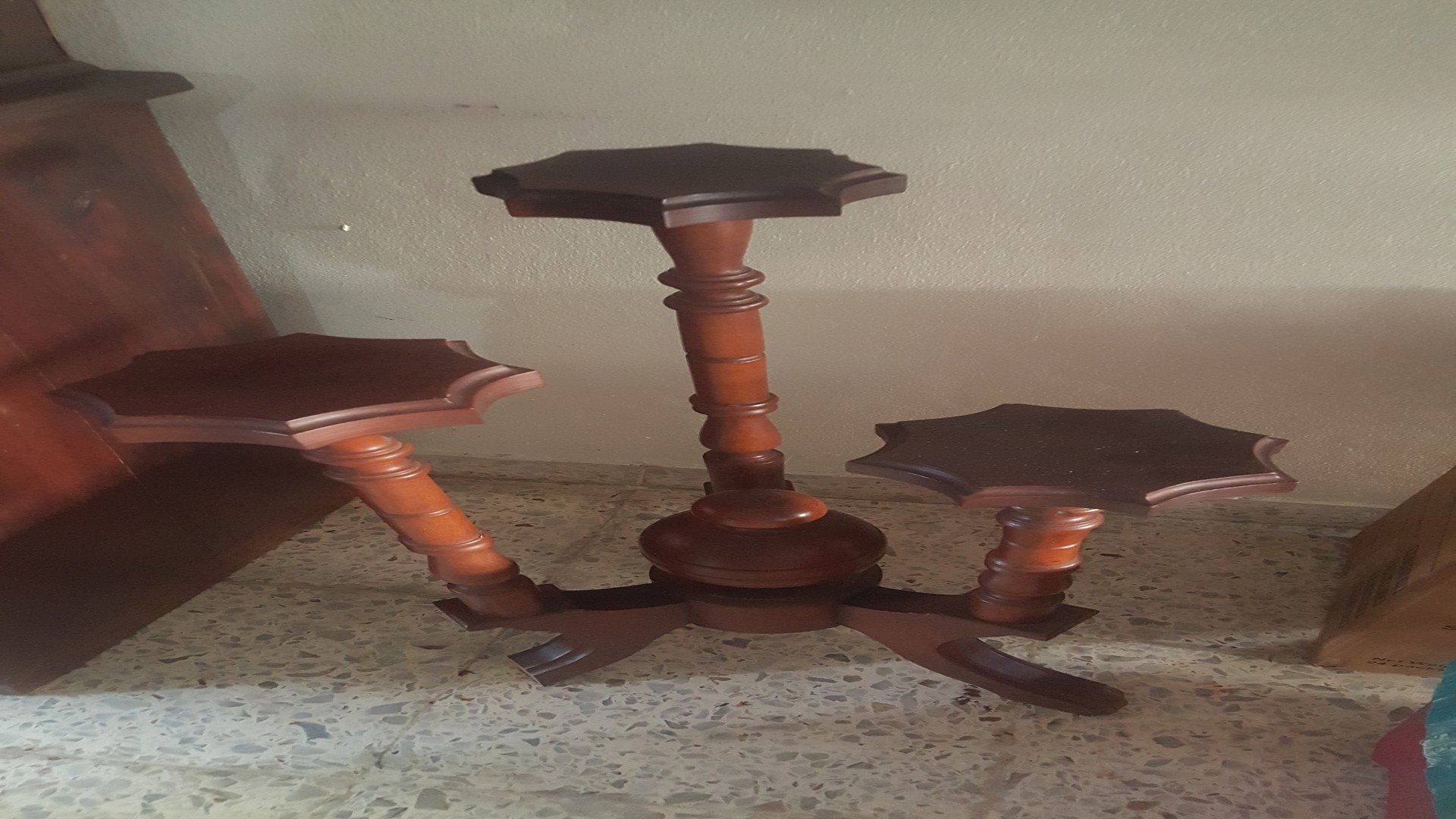 decoración y accesorios - Vendo Estante.  Usado