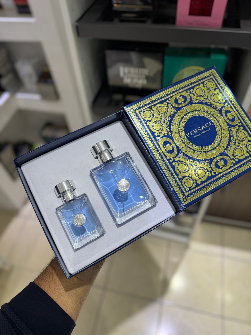 joyas, relojes y accesorios - PERFUME SET DE PERFUME VERSACE EDT NUEVO EN SU CAJA, 100% ORIGINAL RD$ 6,500 NEG 0