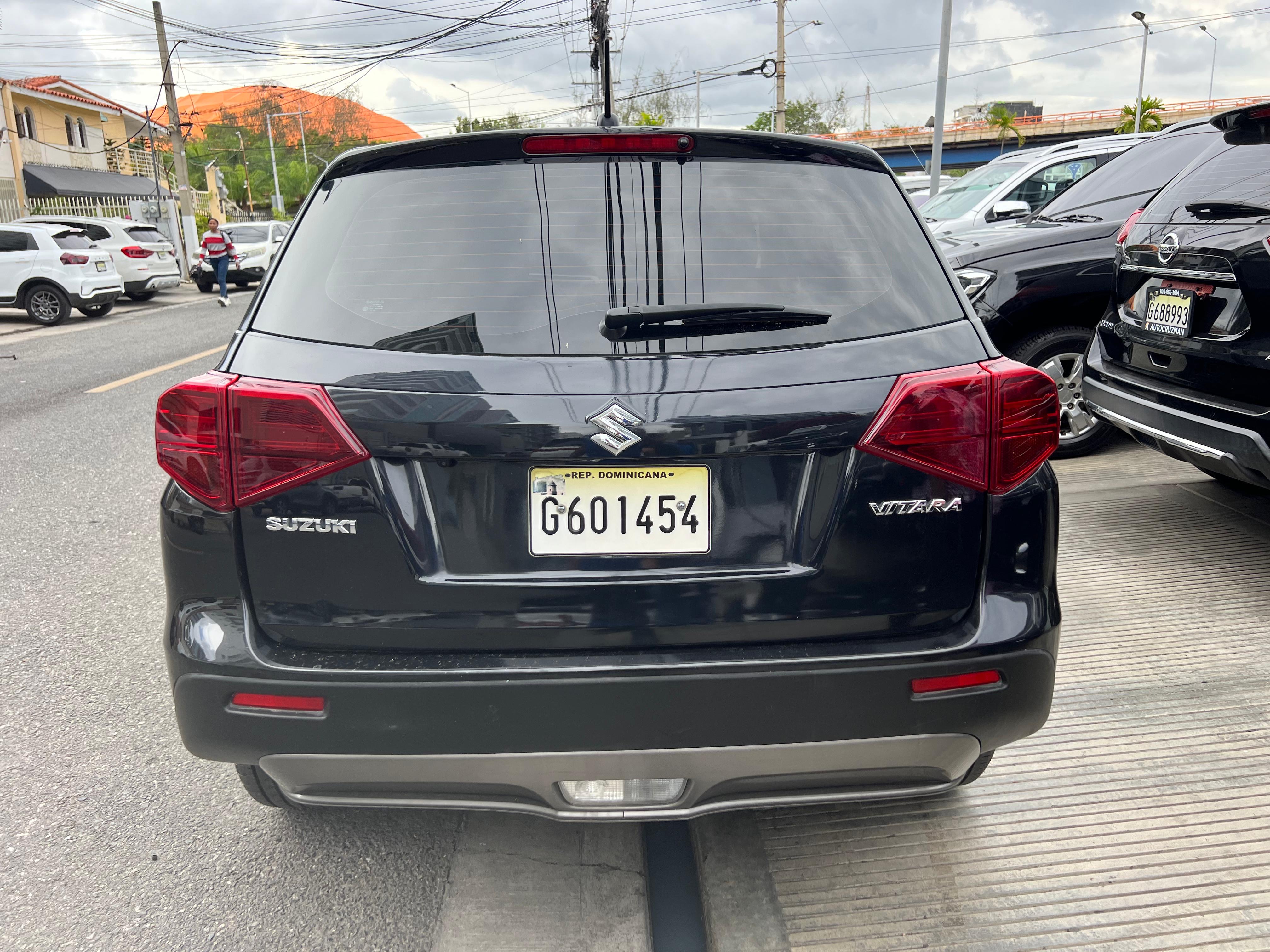 jeepetas y camionetas - SUZUKI VITARA 2023 3