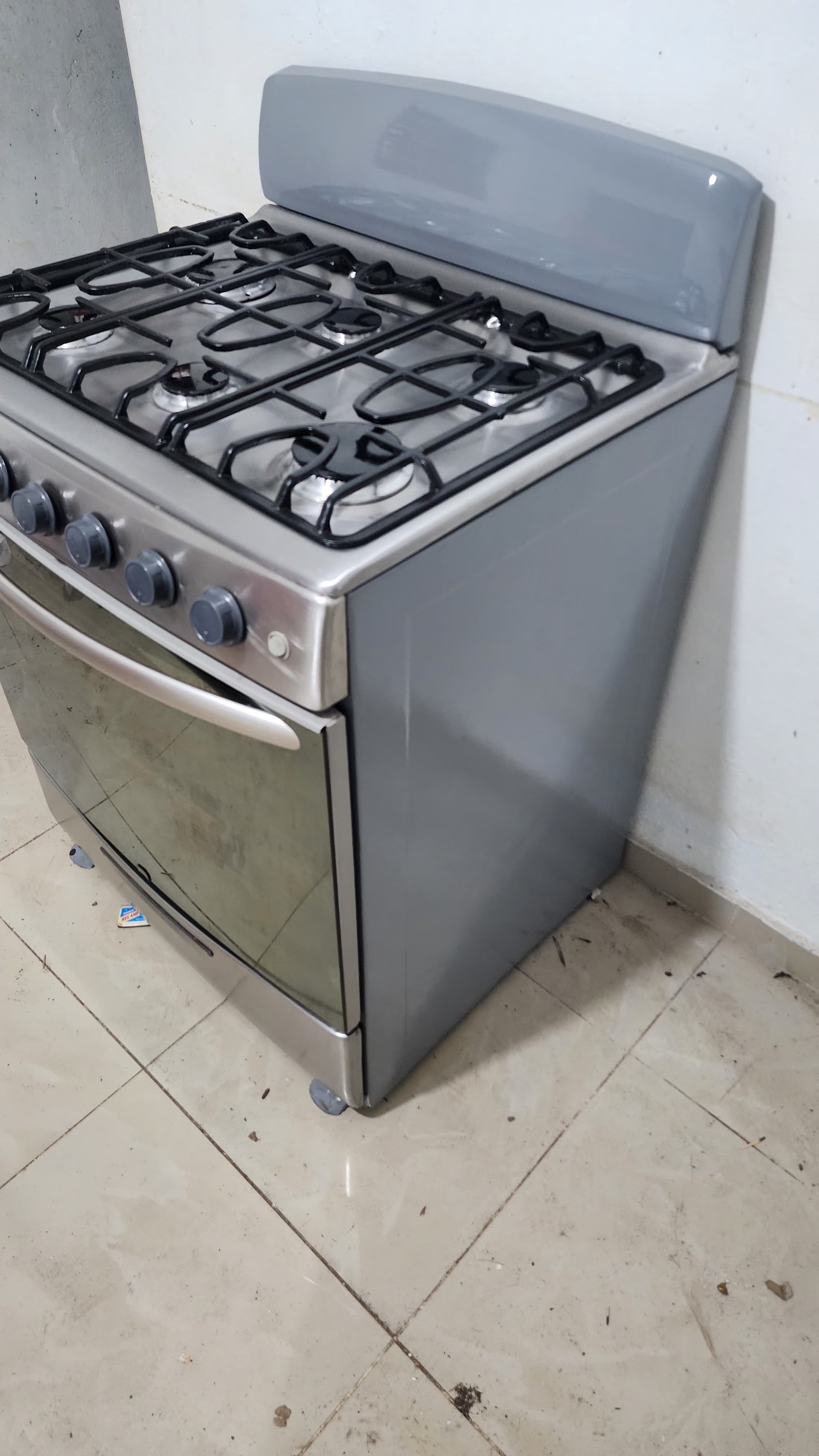 electrodomesticos - Estufa de 6 hornillas Mabe✅ en excelente condiciones y estado con garantía.  2