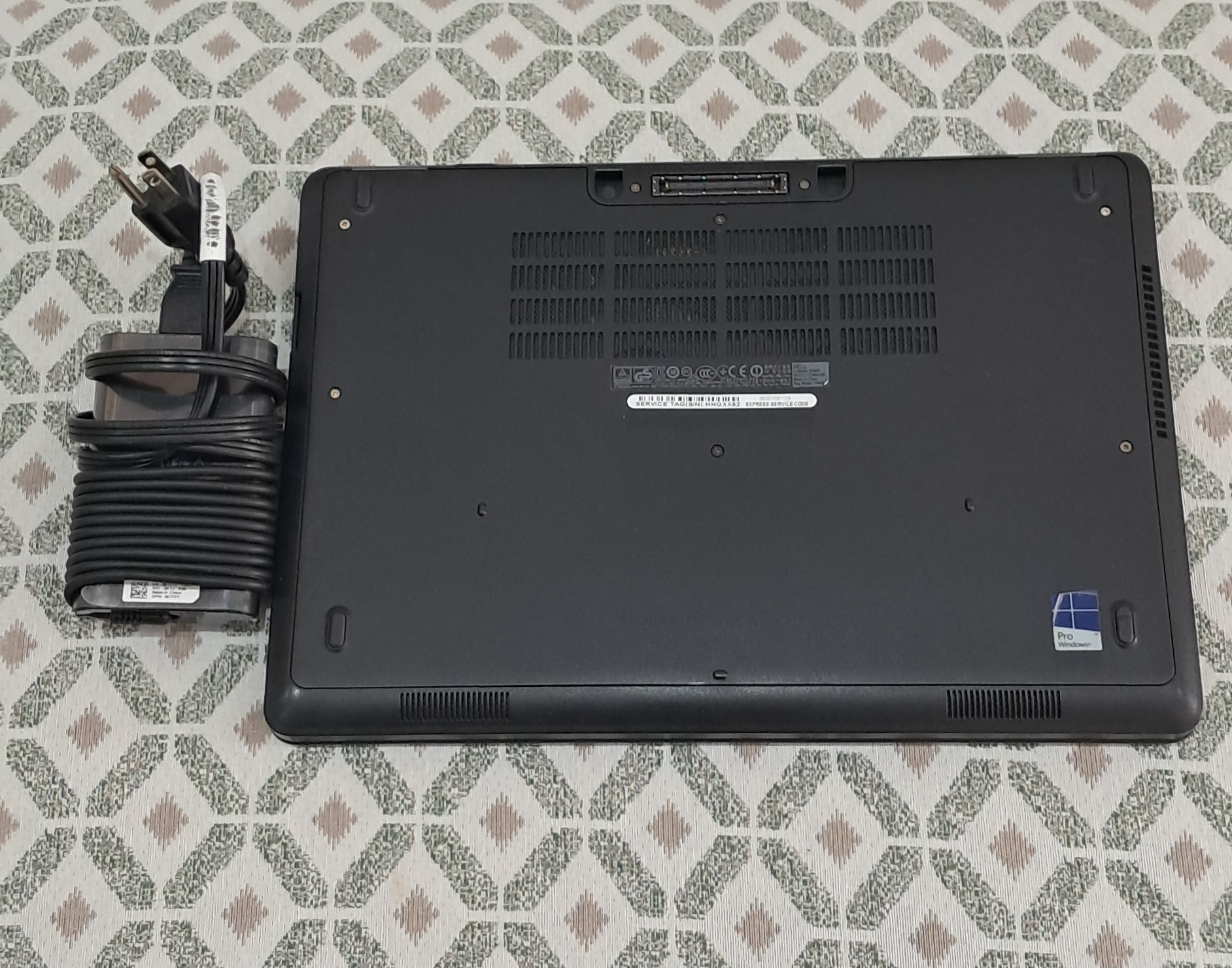 computadoras y laptops - Laptop E5450 Dell i5  128GB SSD 8GB Ram 2