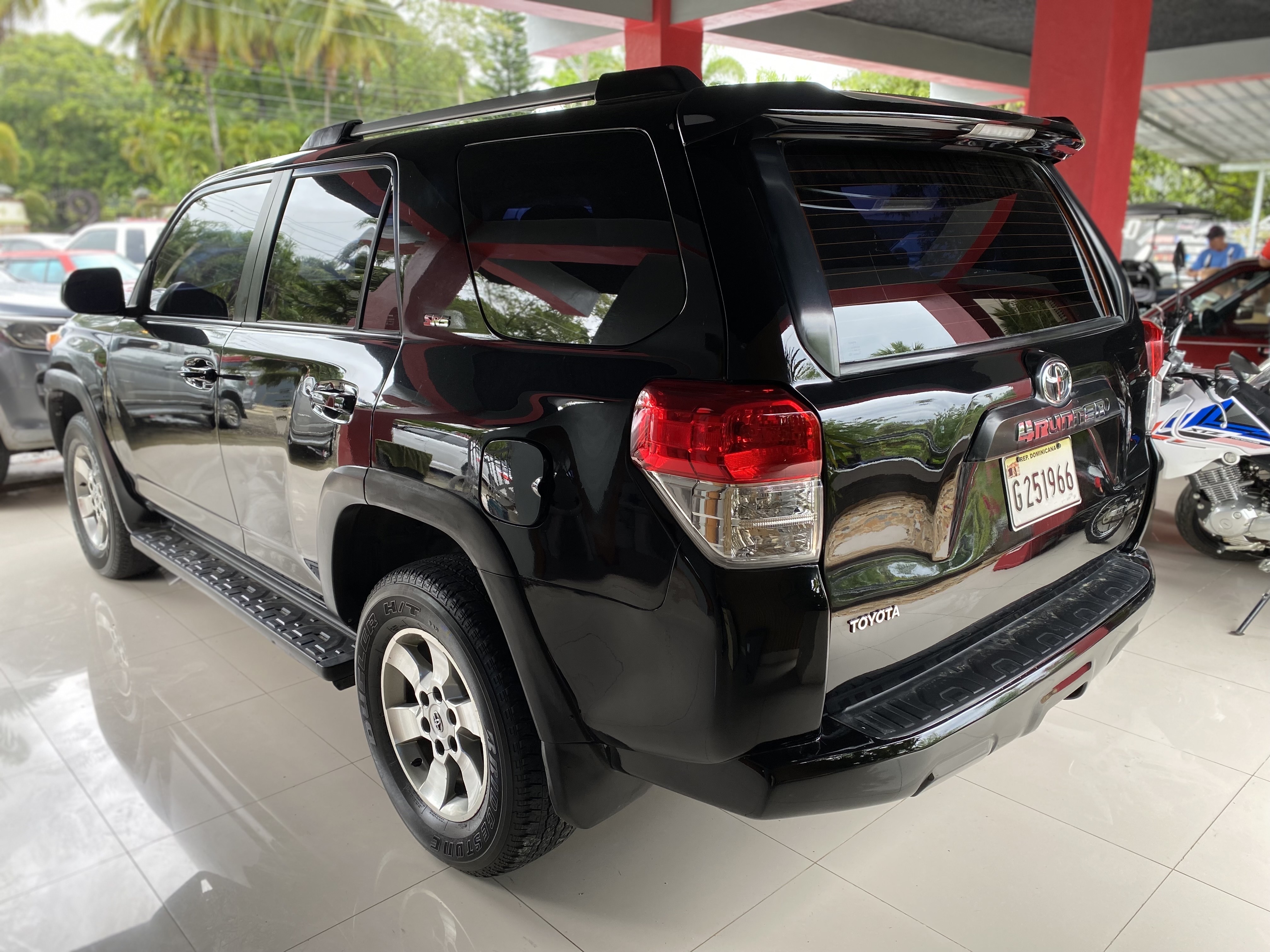 jeepetas y camionetas - TOYOTA 4-RUNNER 2011 3