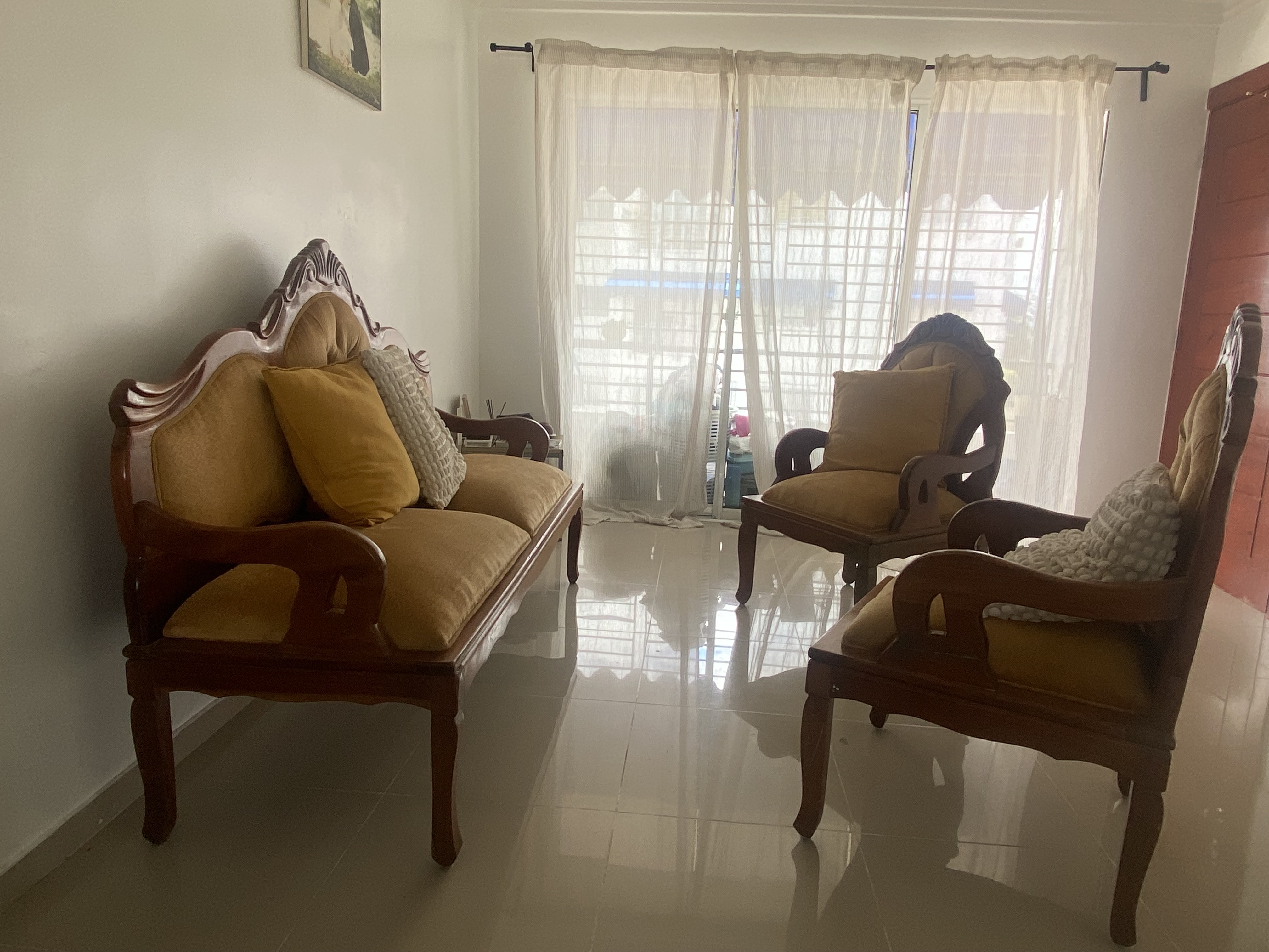 muebles y colchones - juego de muebles en caoba 1