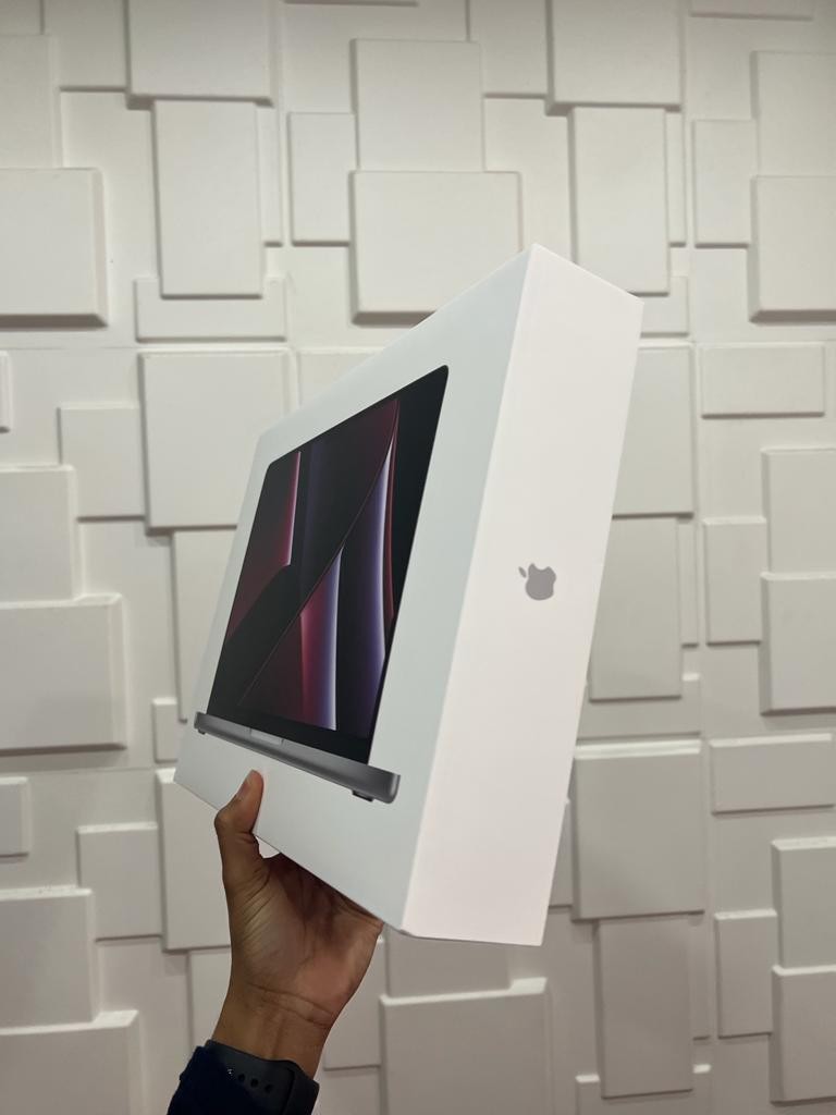 celulares y tabletas - MacBook Pro 14-inch 2023 M2 Pro 16GB RAM/ 512gb SSD 2
