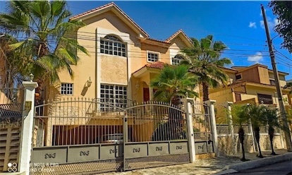 casas - Casa con piscina en el Distrito Nacional con 440mts 7