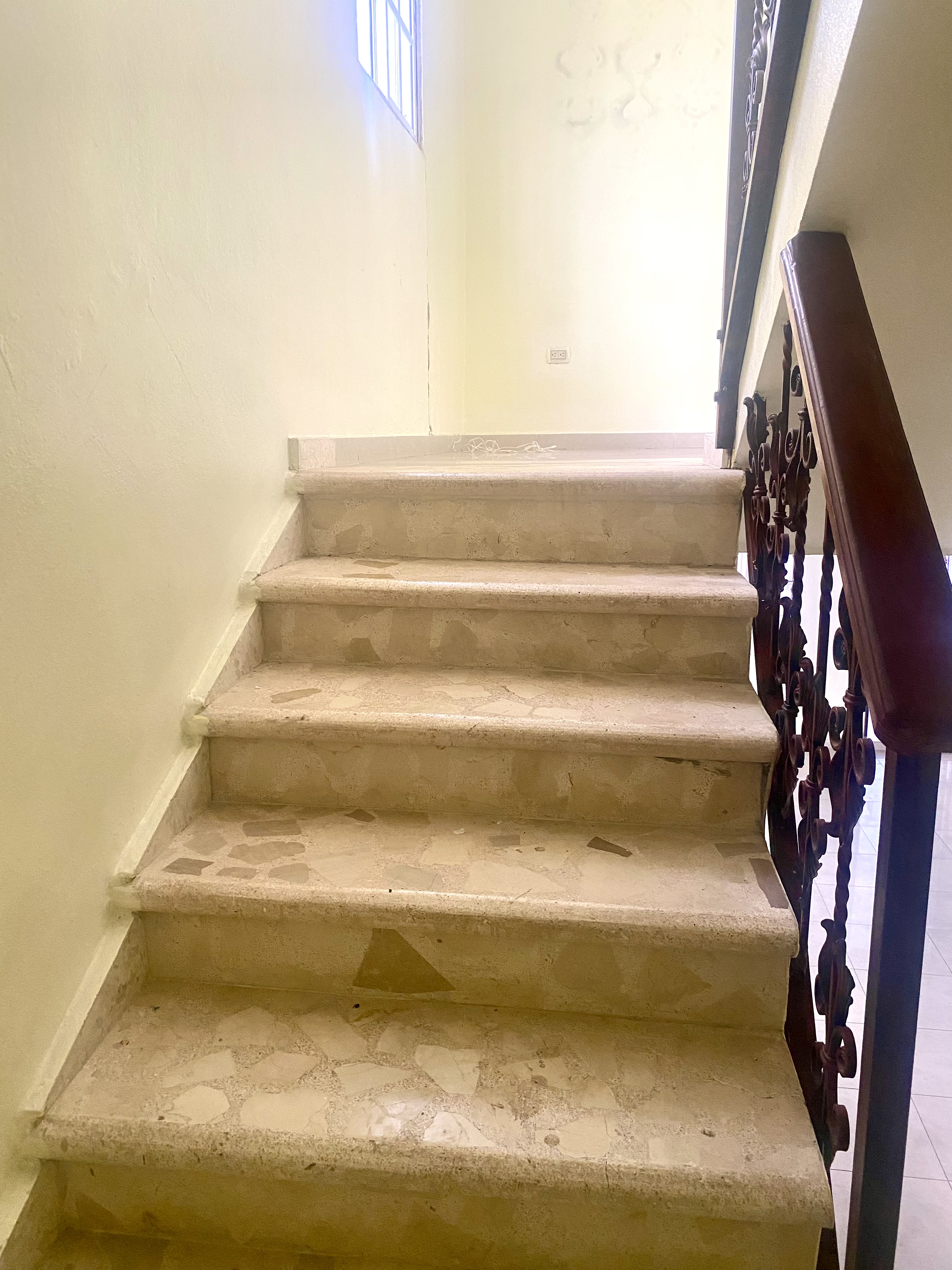 casas - Vendo casa espaciosa en Alma Rosa I   6