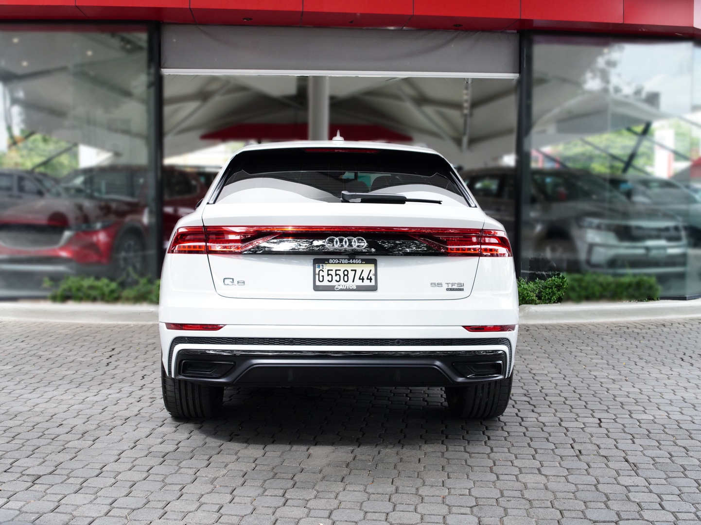 carros - Audi Q8 2021 3
