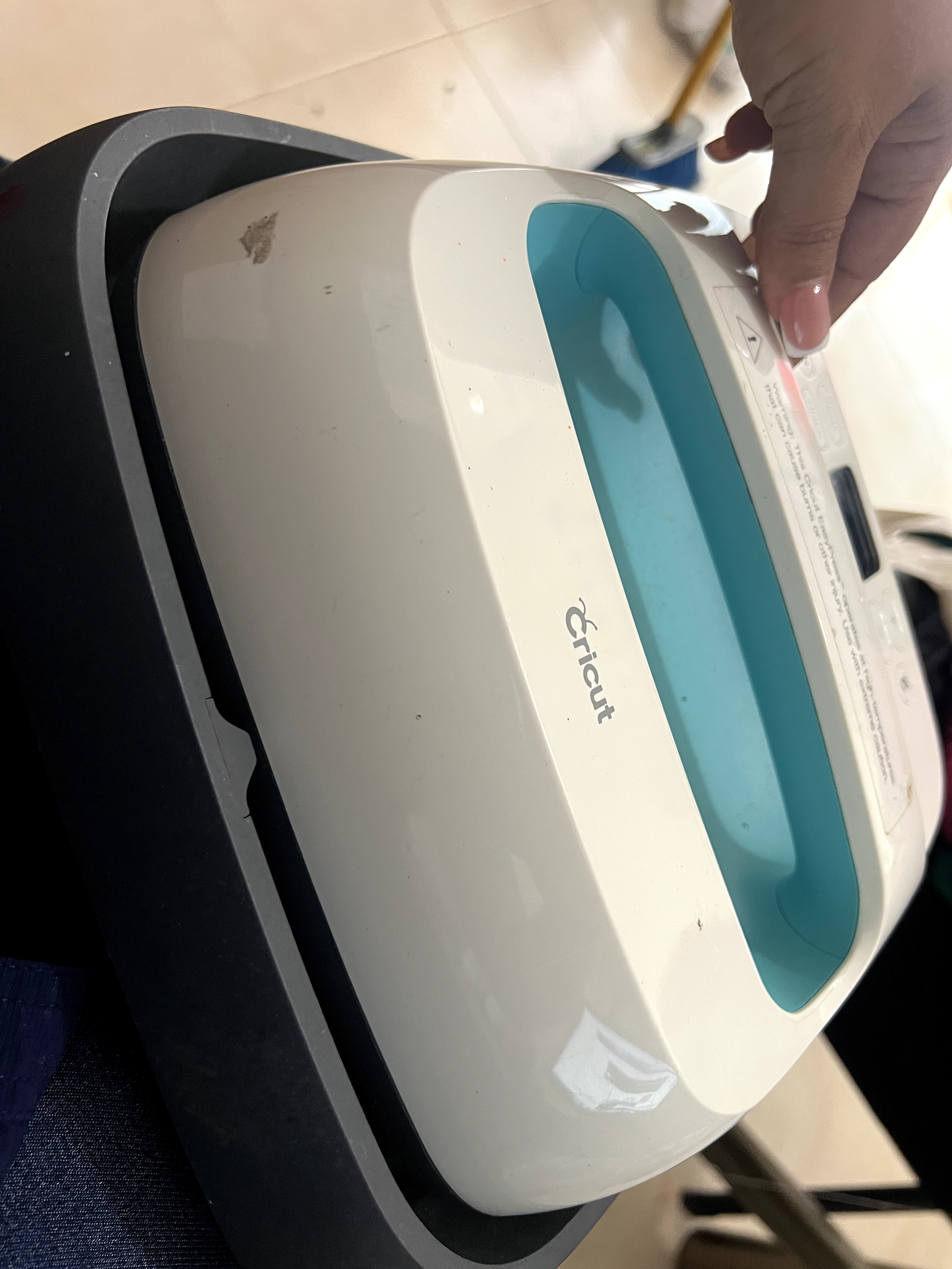 equipos profesionales - VENDO PLANCHA CRICUT  1