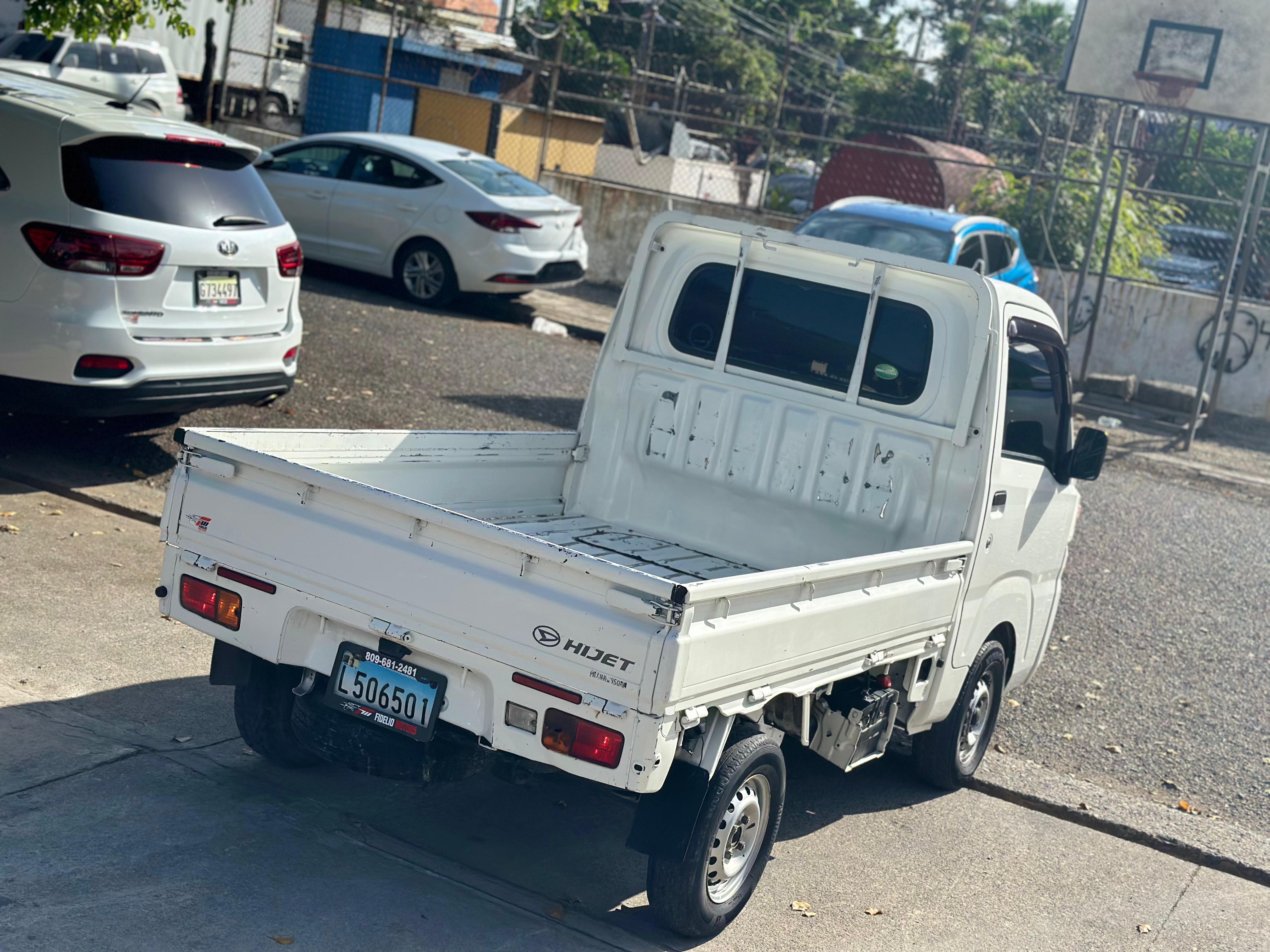 jeepetas y camionetas - 2018 DAIHATSU HIJET PLATANERA 1