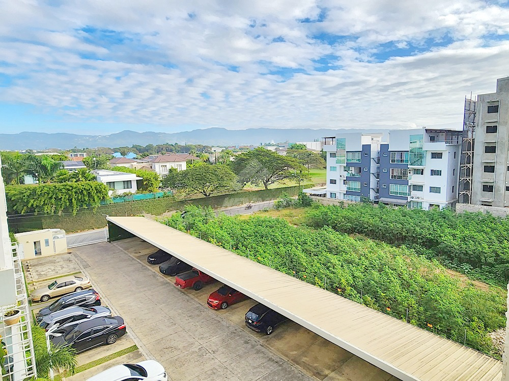 apartamentos - ACOGEDOR APARTAMENTO ESTUDIO JARDINES DEL ESTE STG 1