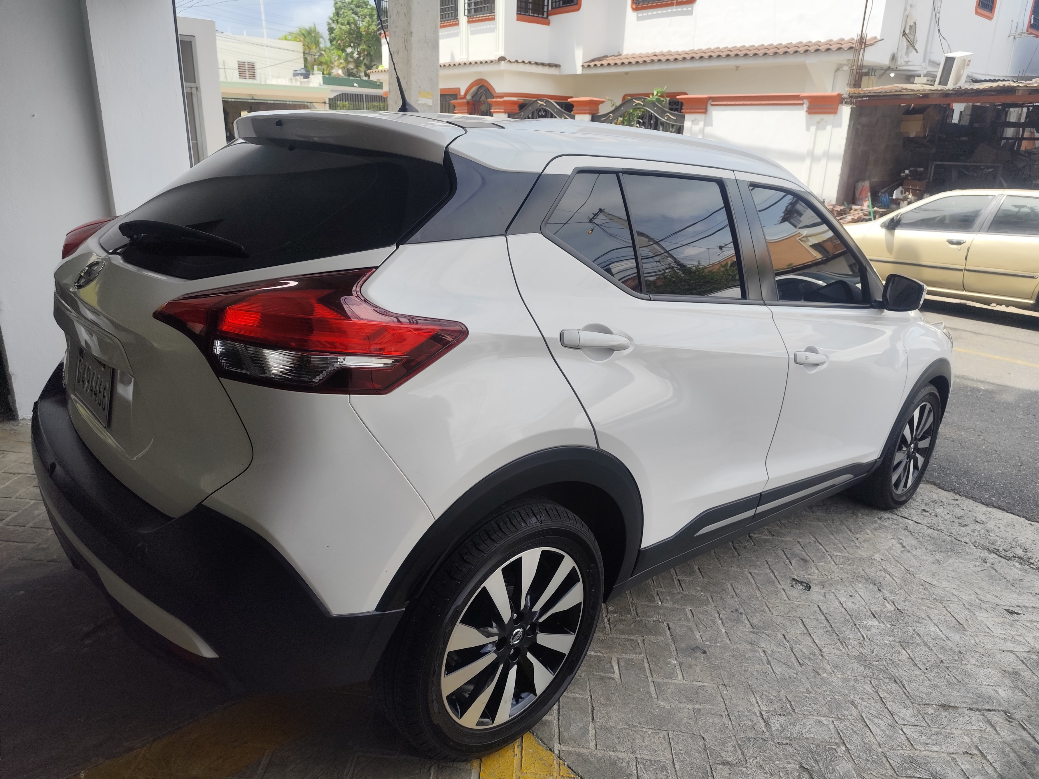 jeepetas y camionetas - Nissan kicks 2021toyota honda Hyundai kia  2