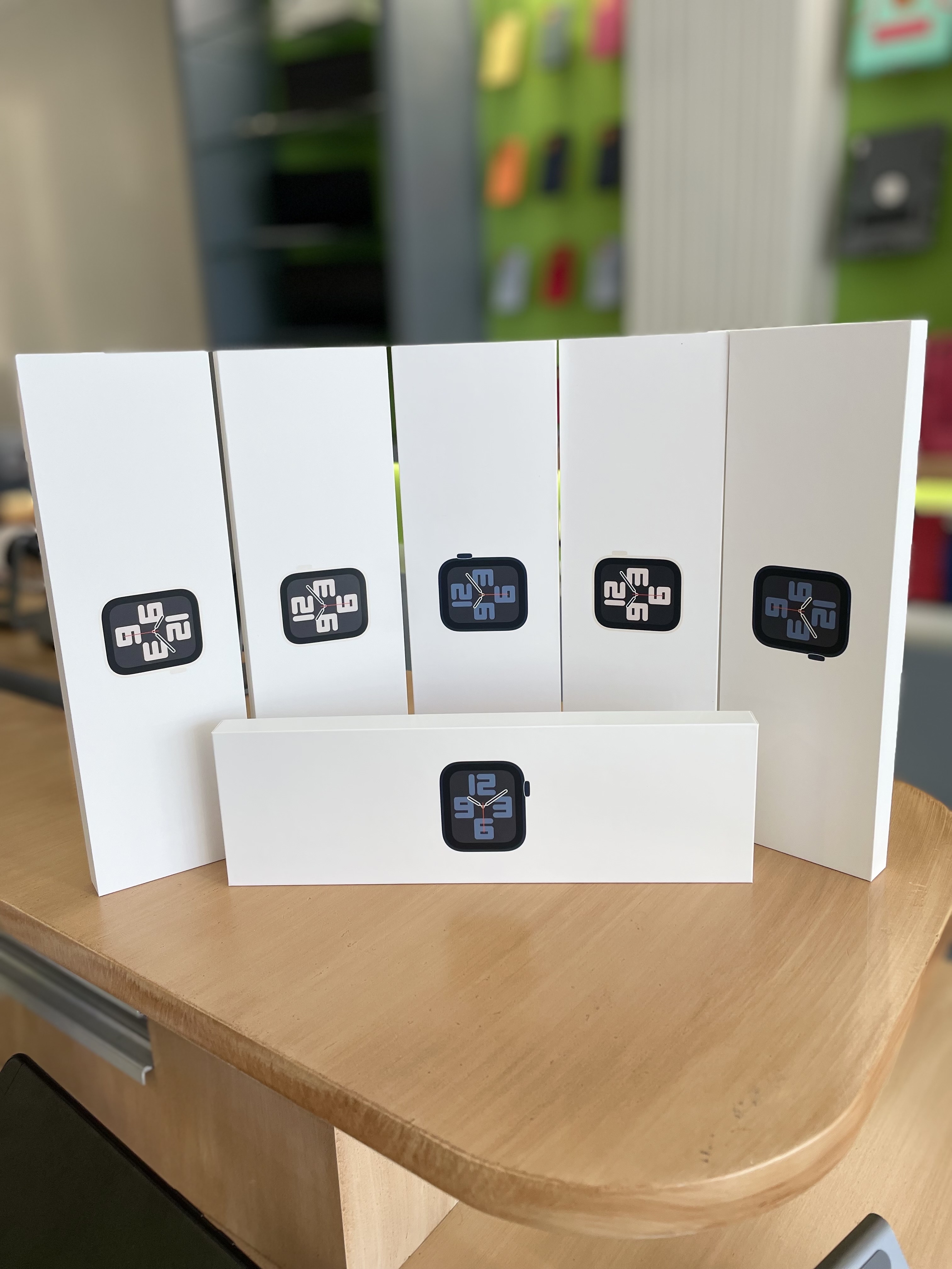 otros electronicos - APPLE WATCH SE (2DA GENERACIÓN) 40MM$14,500 1