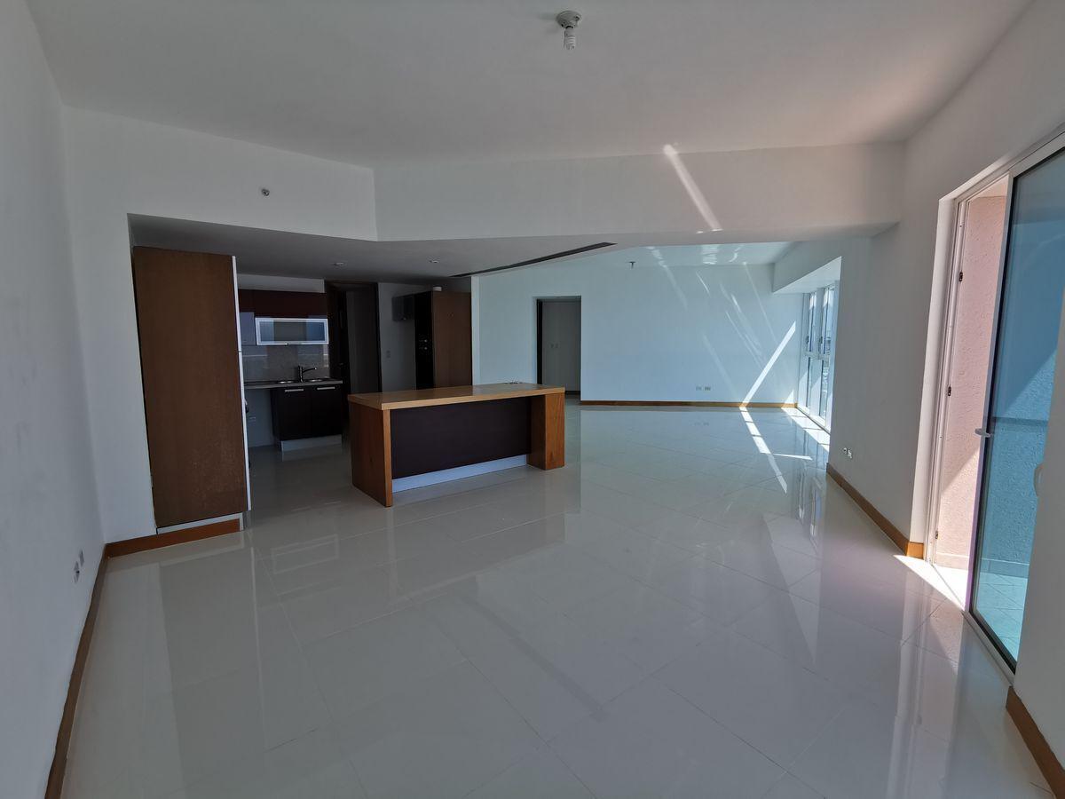 apartamentos - Apartamento de 3 habitaciones moderno frente al mar, Malecon 3