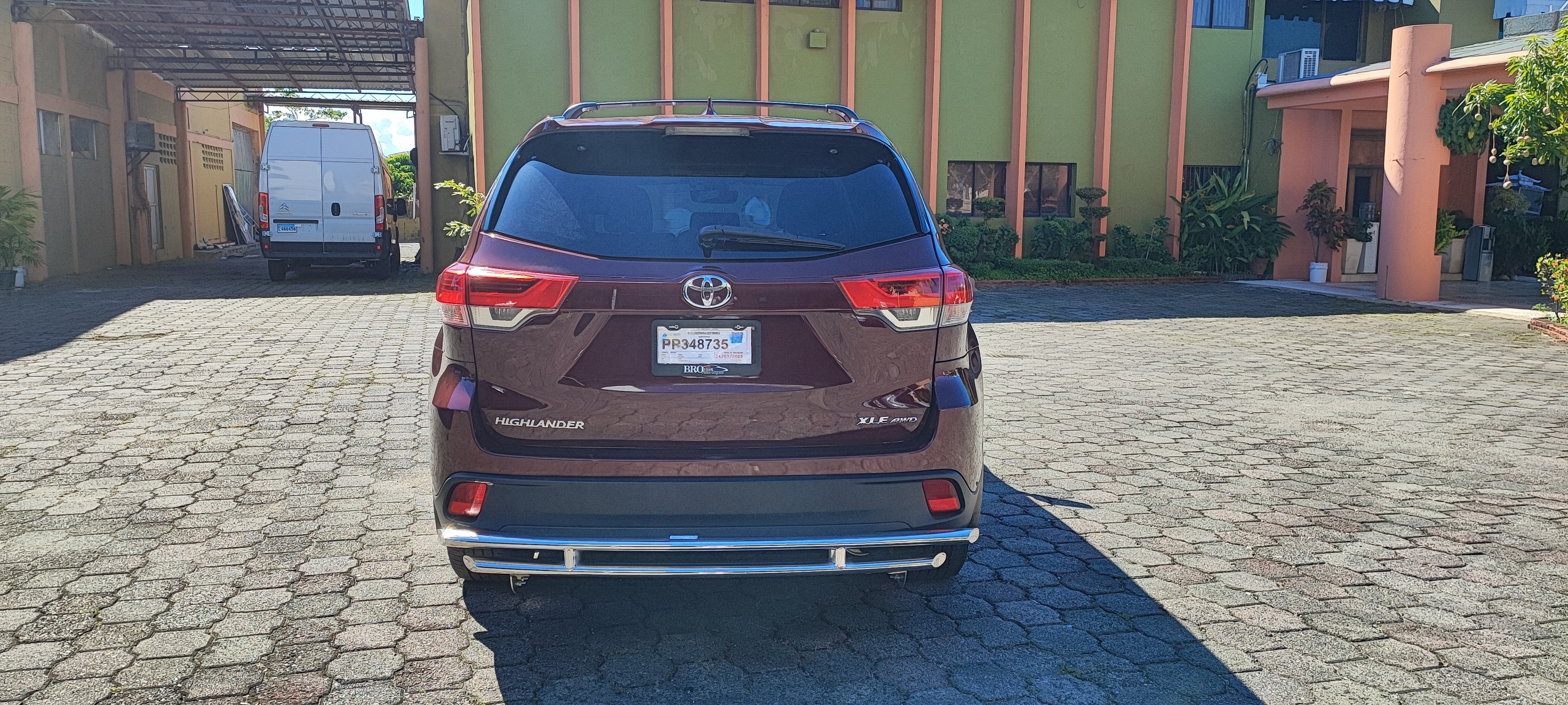 jeepetas y camionetas - Toyota Highlander XLE awd 2019 9