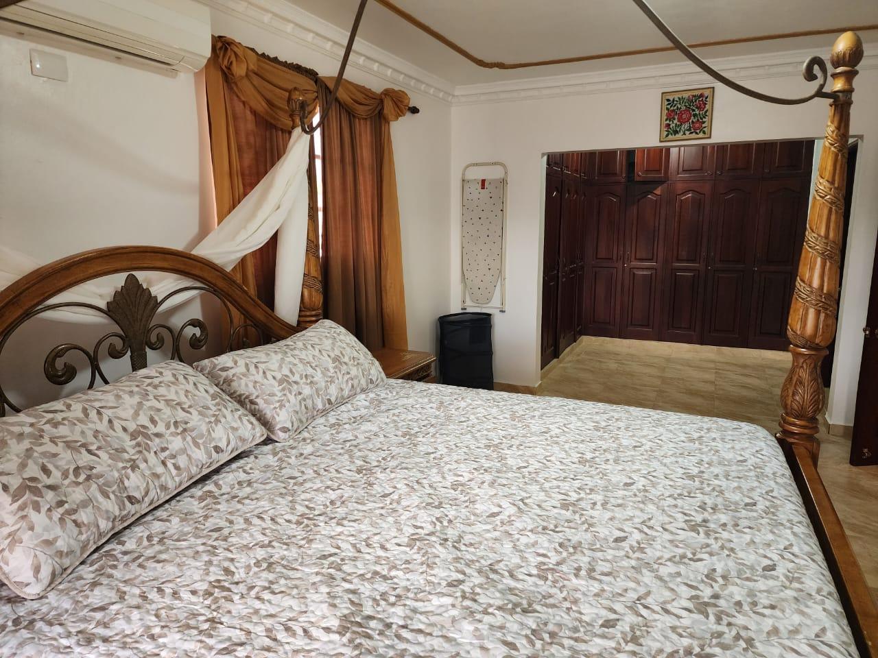 casas - Casa en Venta en Jardines del Norte, Santiago – 4 Hab, 2 Niveles 2