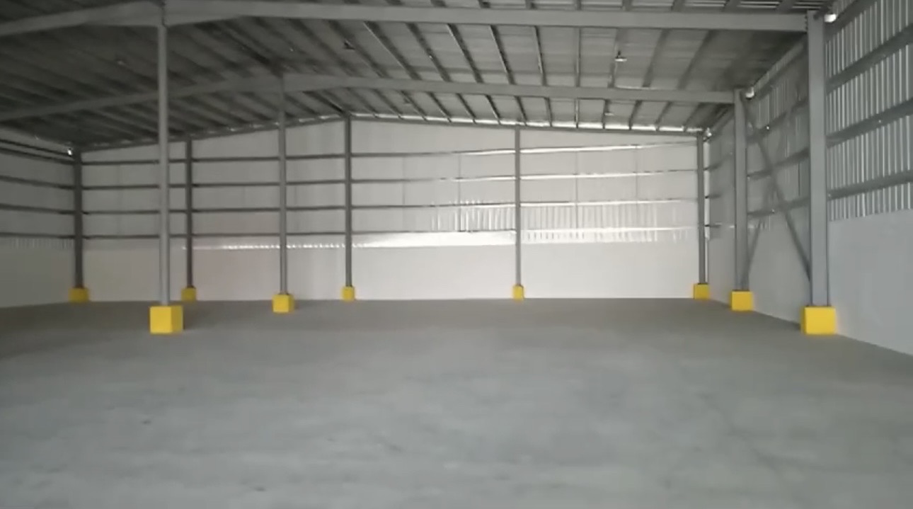 oficinas y locales comerciales - NAVE EN RENTA EN SANTIAGO DE LOS CABALLEROS EN LA CIÉNAGA  3