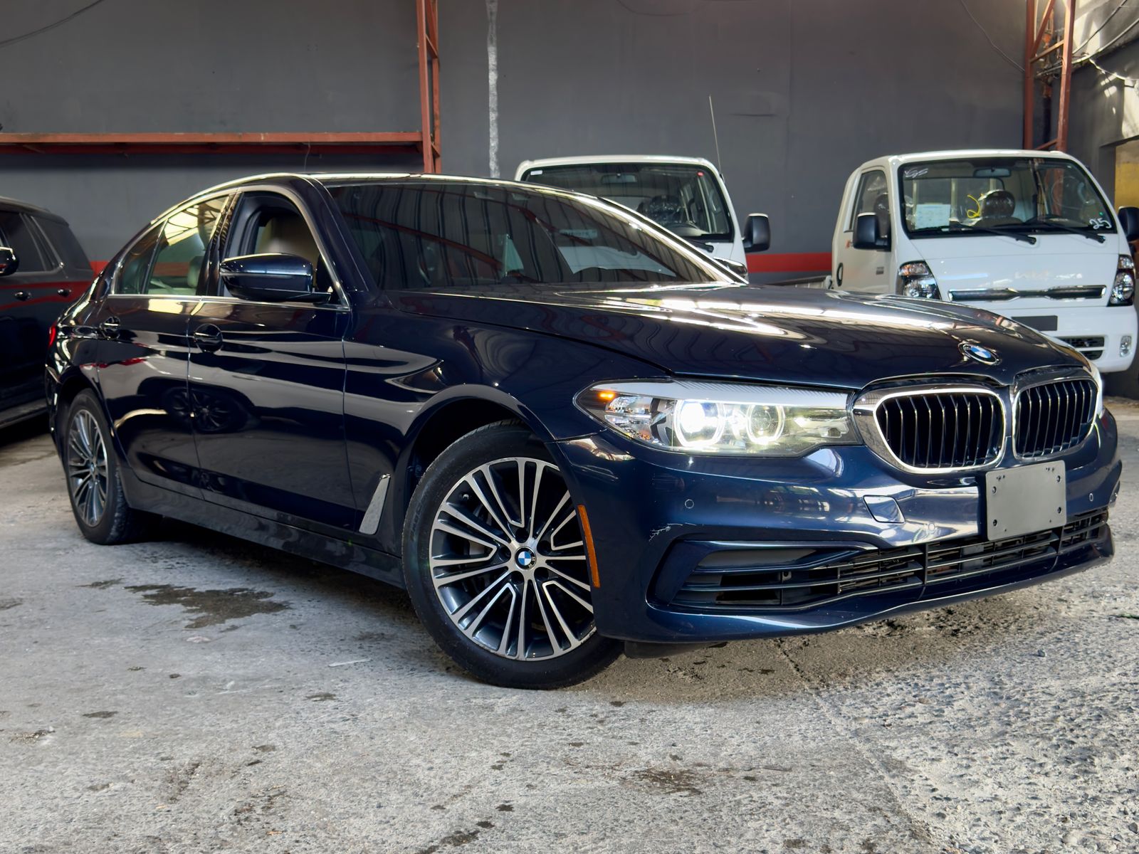carros - BMW Serie 5 545i 2020