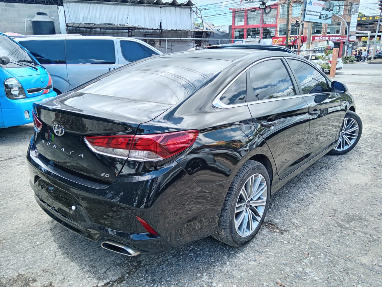 carros - HYUNDAI SONATA NEW RISE 2018 NEGRO GASOLINA 2