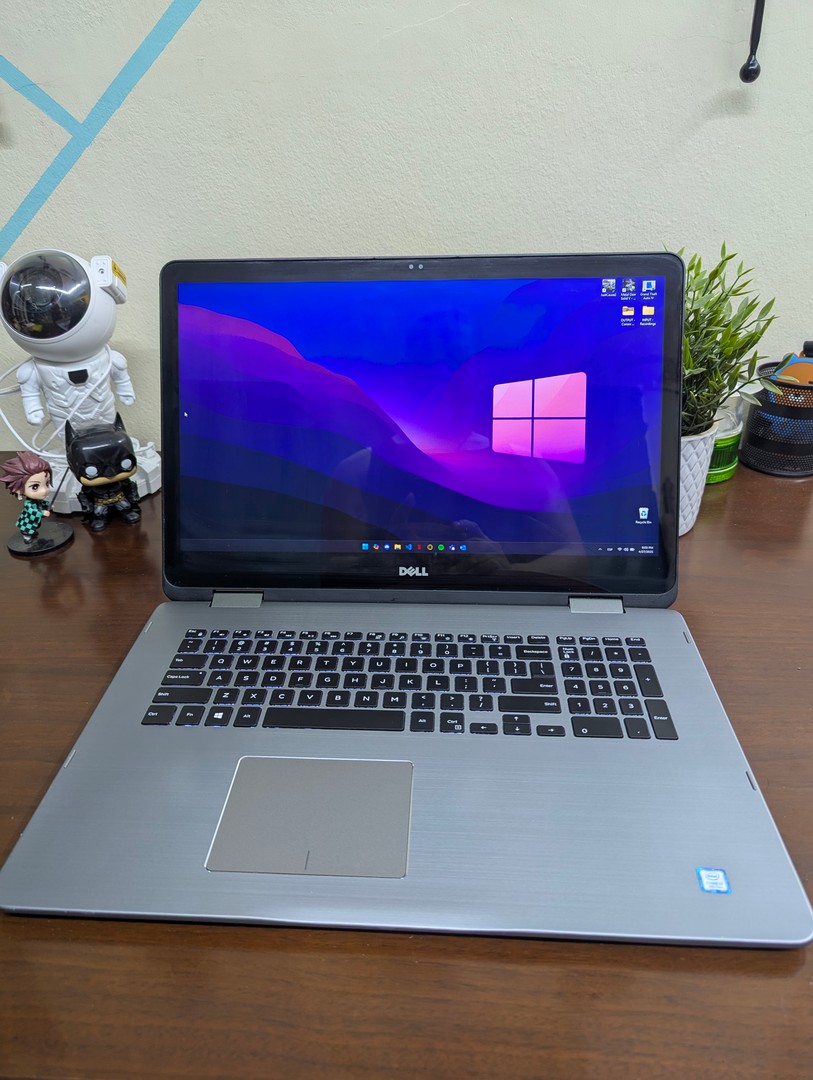 computadoras y laptops - Dell P30E - Laptop/Tablet (2-en-1) i7 y 16Gb de RAM. 2