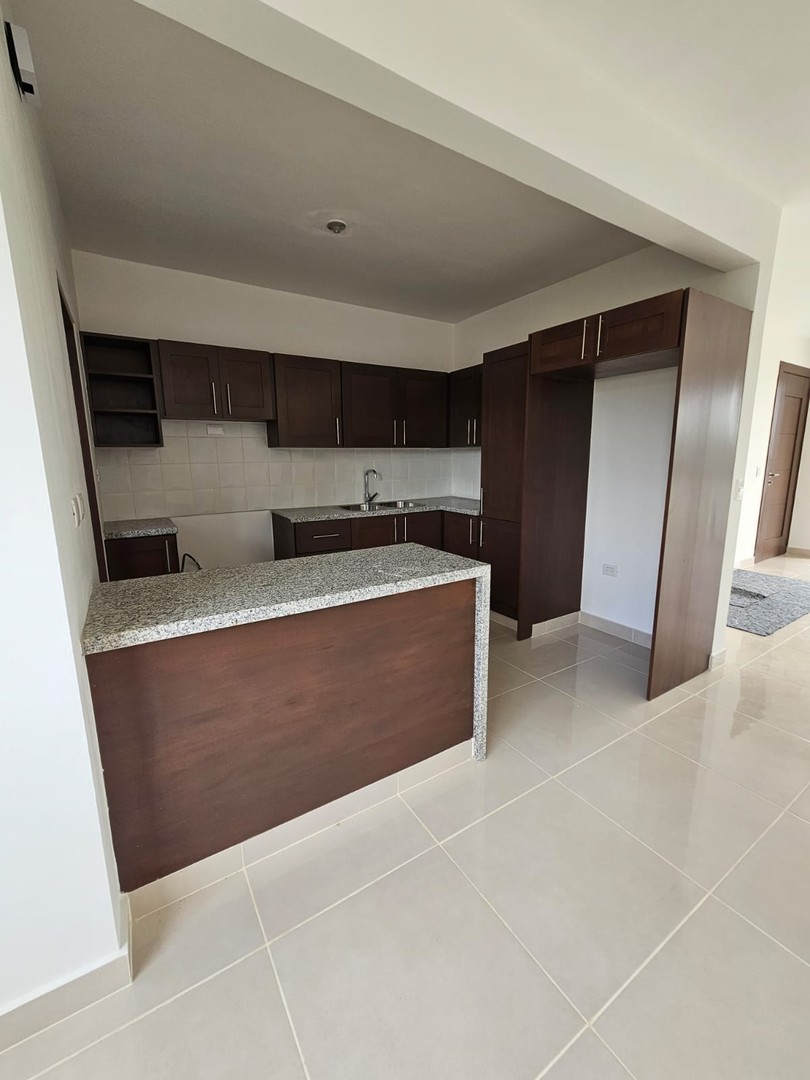 apartamentos - Apartamento en Venta 2do Nivel, Residencial Cerrado  1