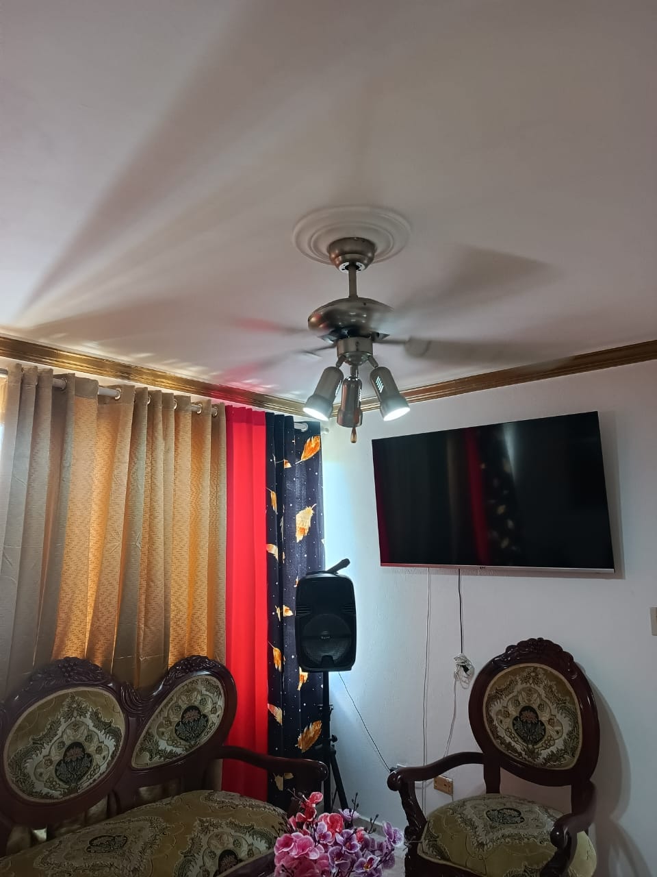 aires acondicionados y abanicos - Vendo 2 Abanico de techo con lámpara,  8