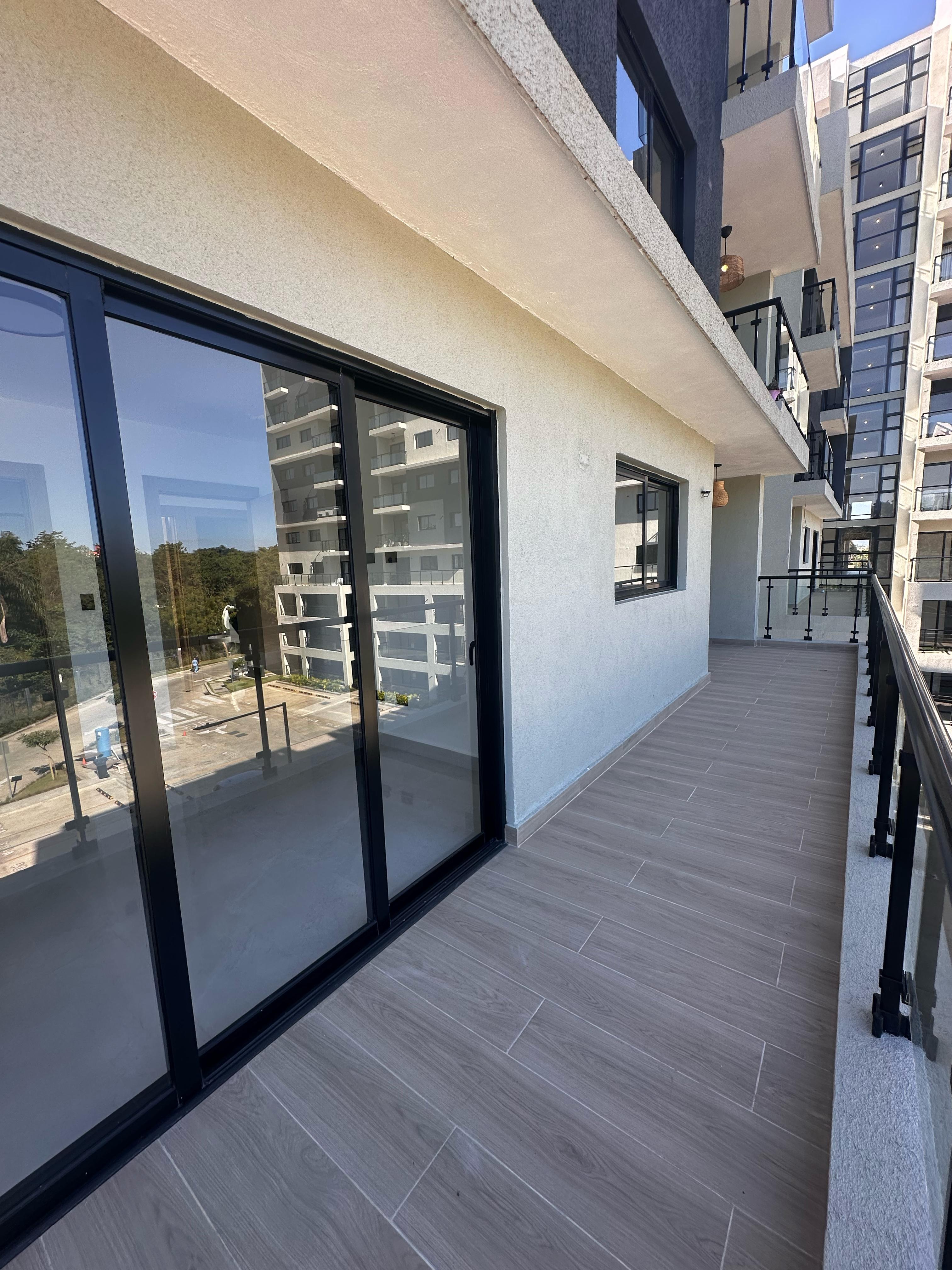 apartamentos - Apartamento en Alquiler, Urb. Thomen  0