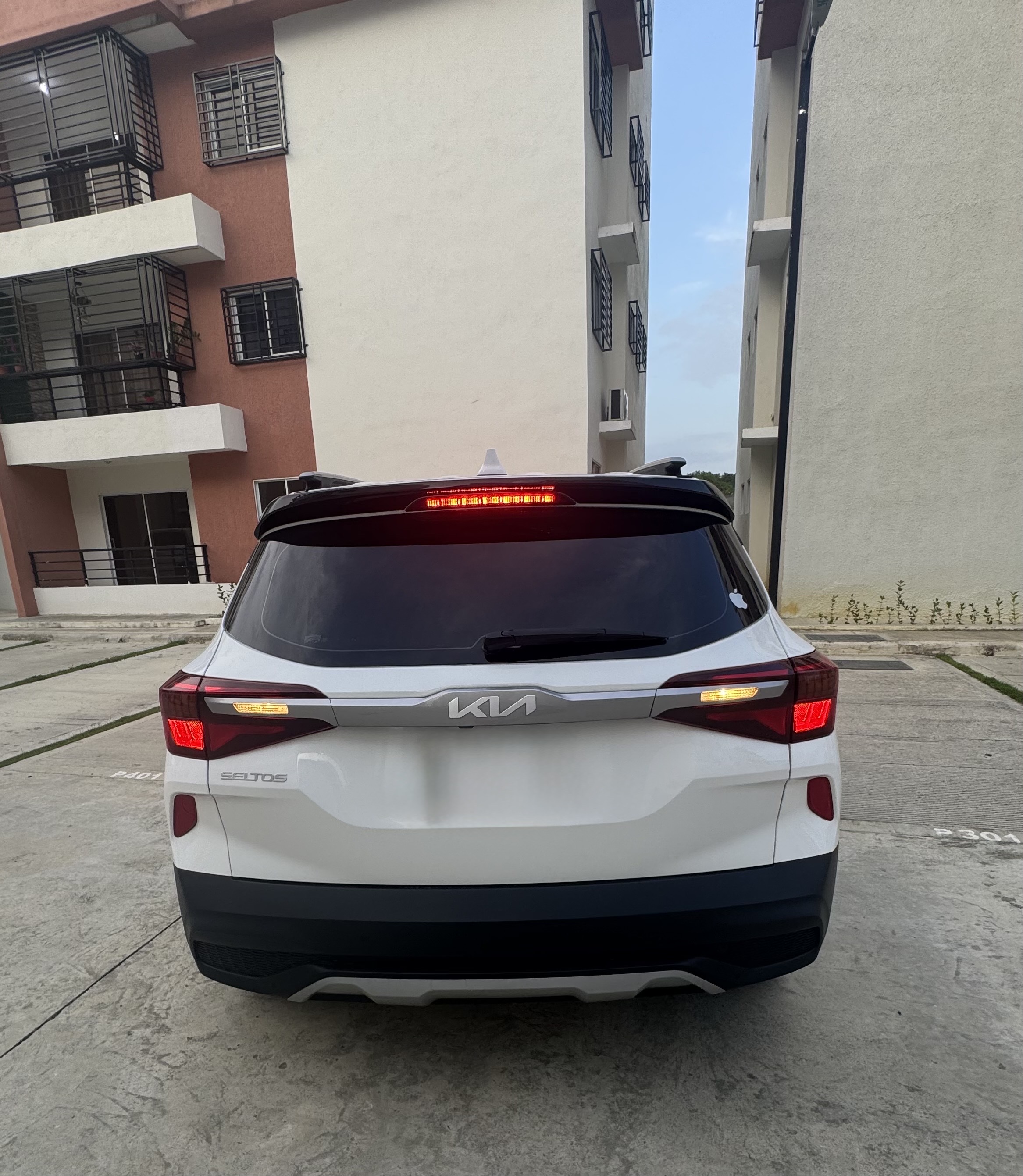 jeepetas y camionetas - Kia Seltos 2023 4