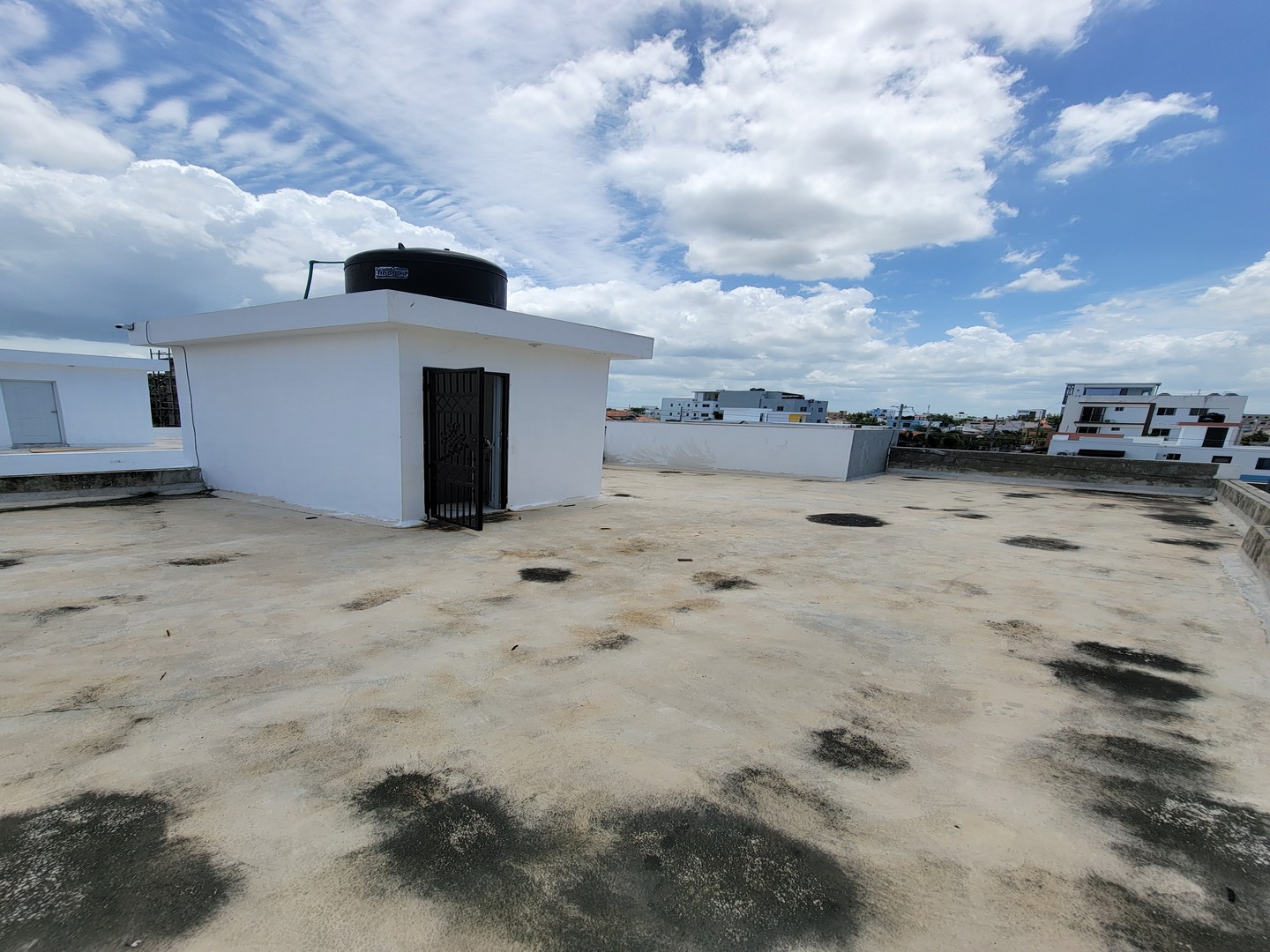 casas - ¡🏡 SE VENDE CASA ESPACIOSA EN BRISA ORIENTAL, SANTO DOMINGO ESTE  9