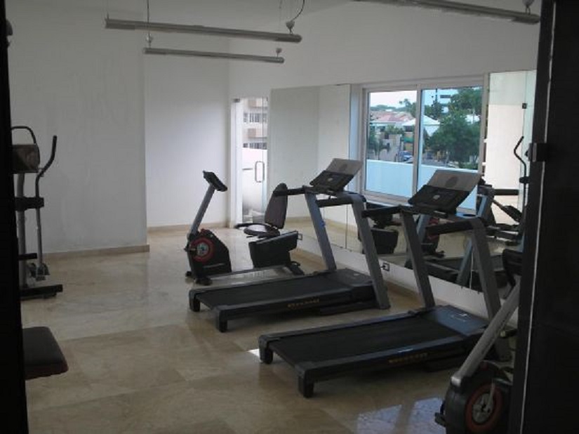 apartamentos - Apartamento en la Av. Anacaona 8vo Nivel Amueblado 3