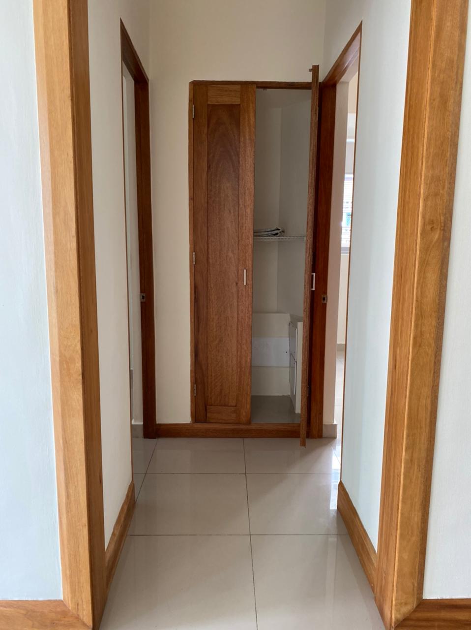 apartamentos - Rento Apartamento con linea Blanca en Serralles  5
