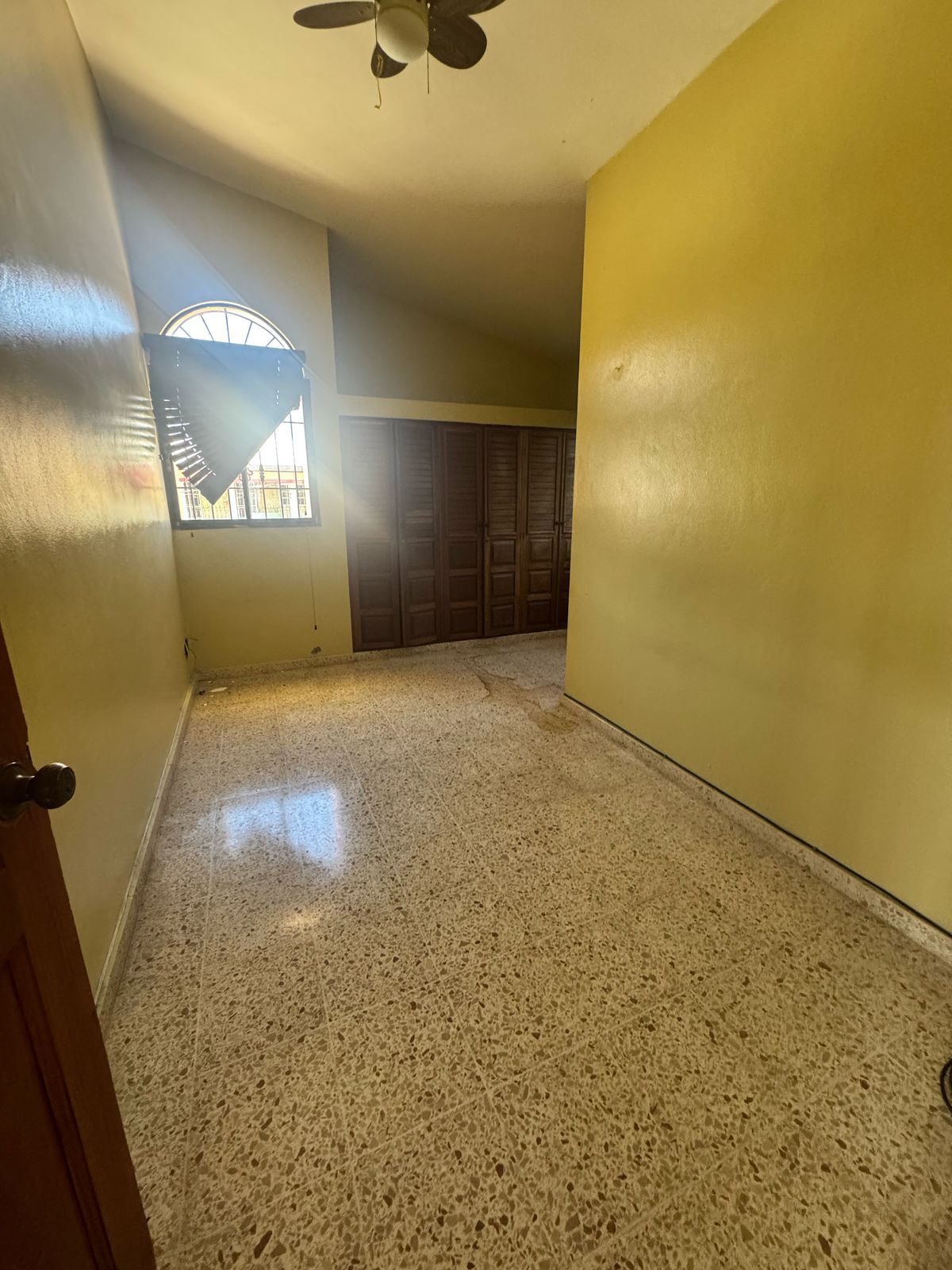 casas - Venta de Casa en Residencial Italia 3