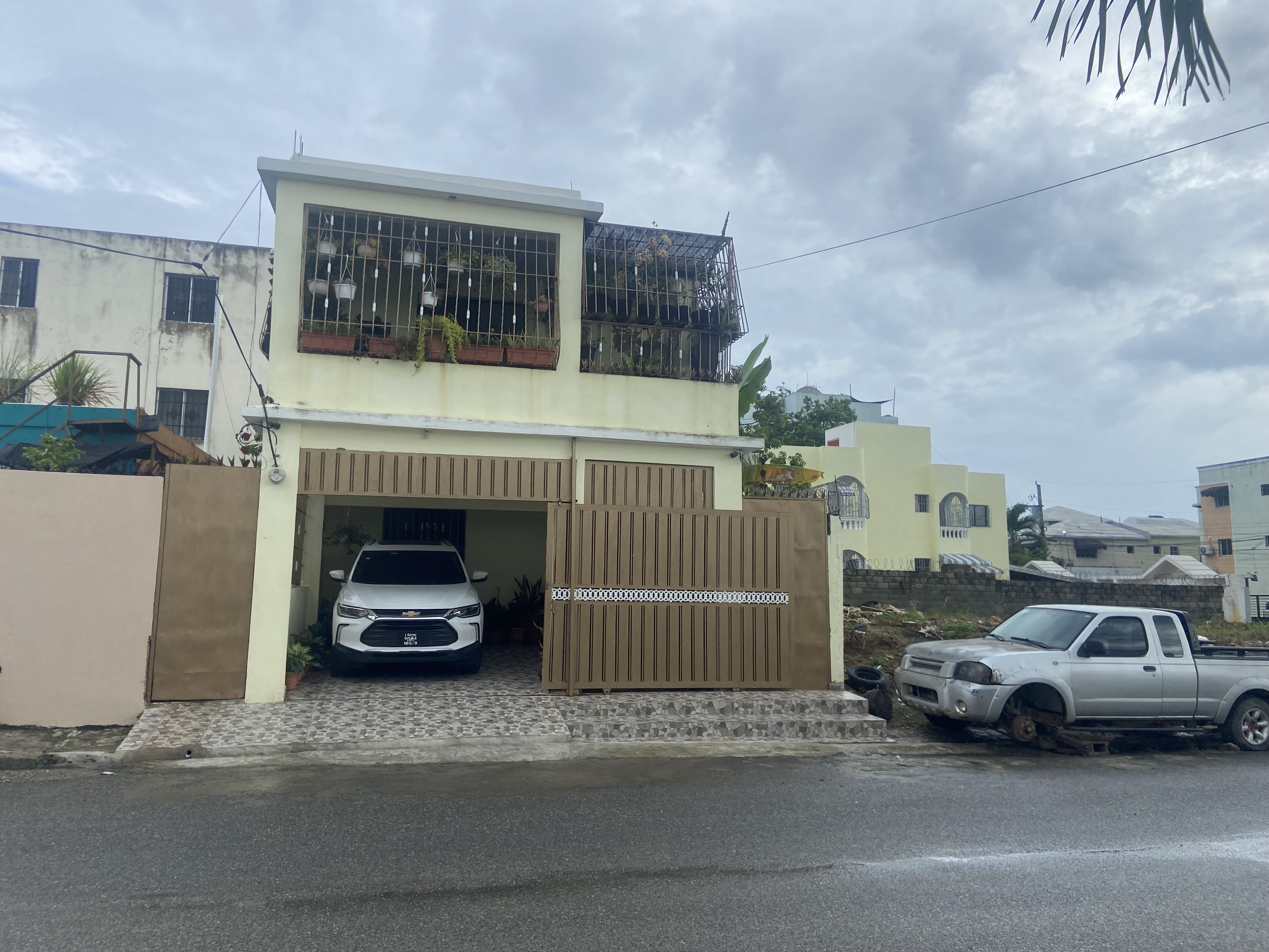 casas - Oportunidad: Vendo casa Próximo Charles De Gaulle 0