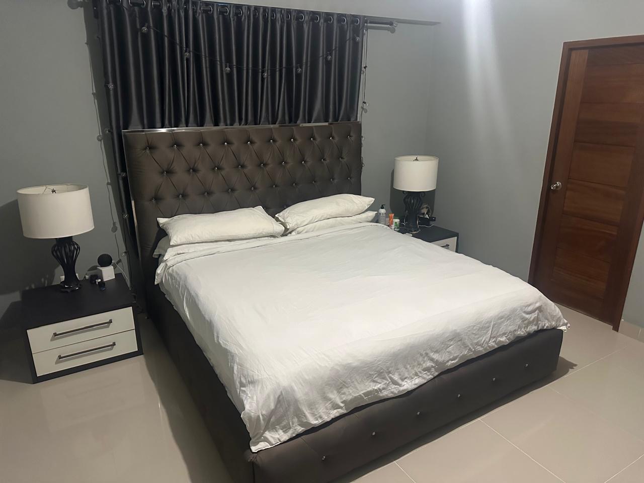 muebles y colchones - Cama King con colchón incluido 