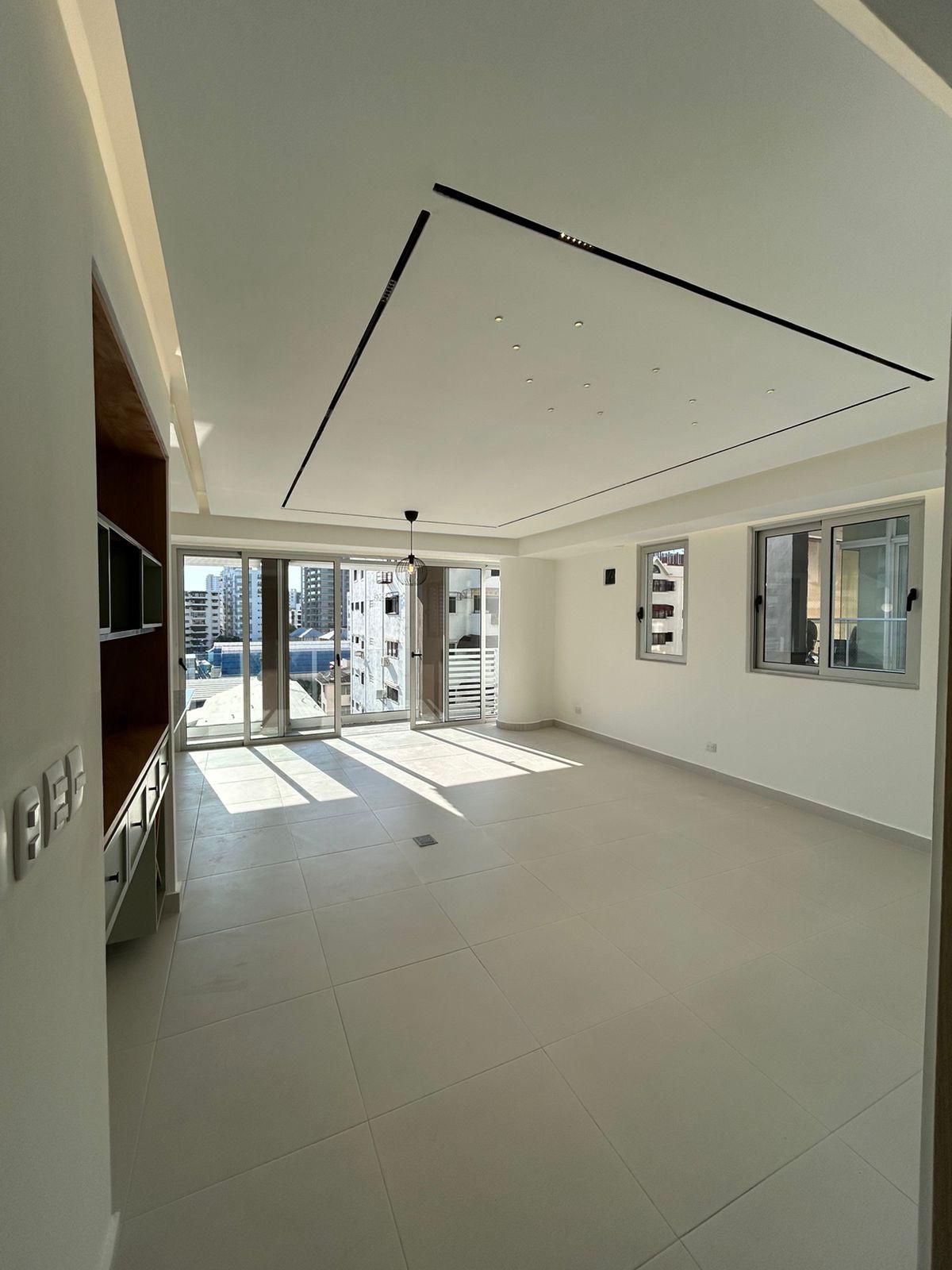 apartamentos - Alquiler en Naco de oportunidad 2 hab. Piscina