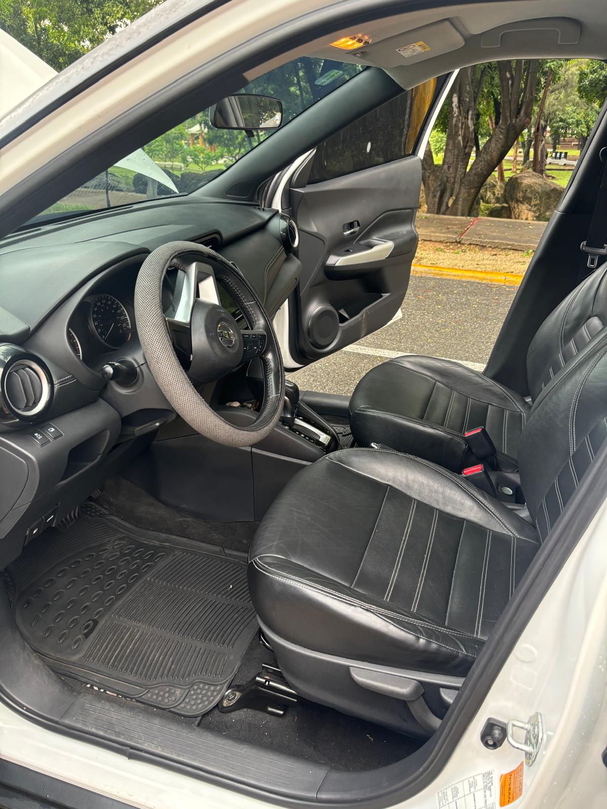jeepetas y camionetas - Vendo Kicks 5