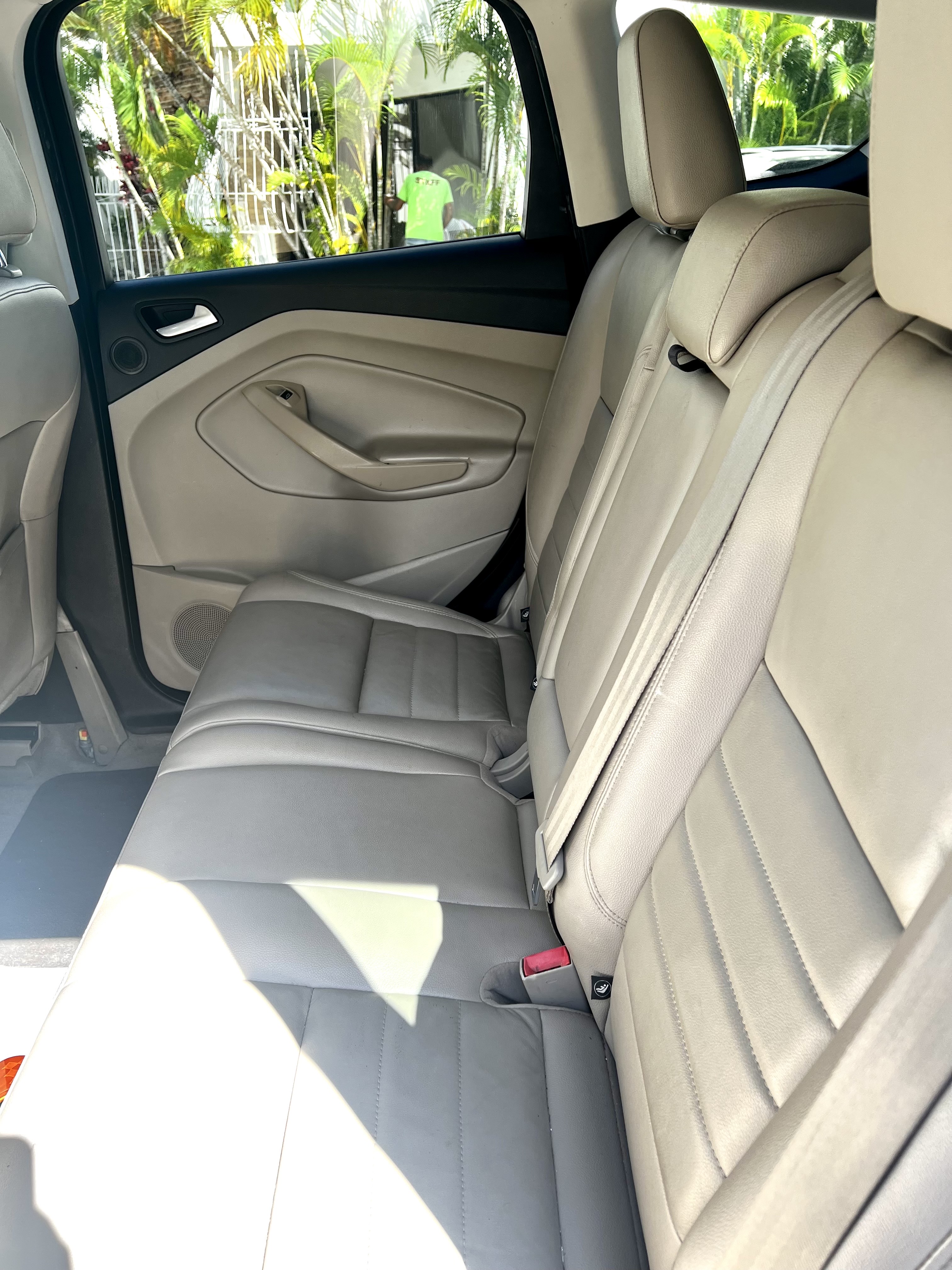 jeepetas y camionetas - Se Vende ( For Sale )Jeep Ford Escape en excelente estado🏁📞🥇✅ 3