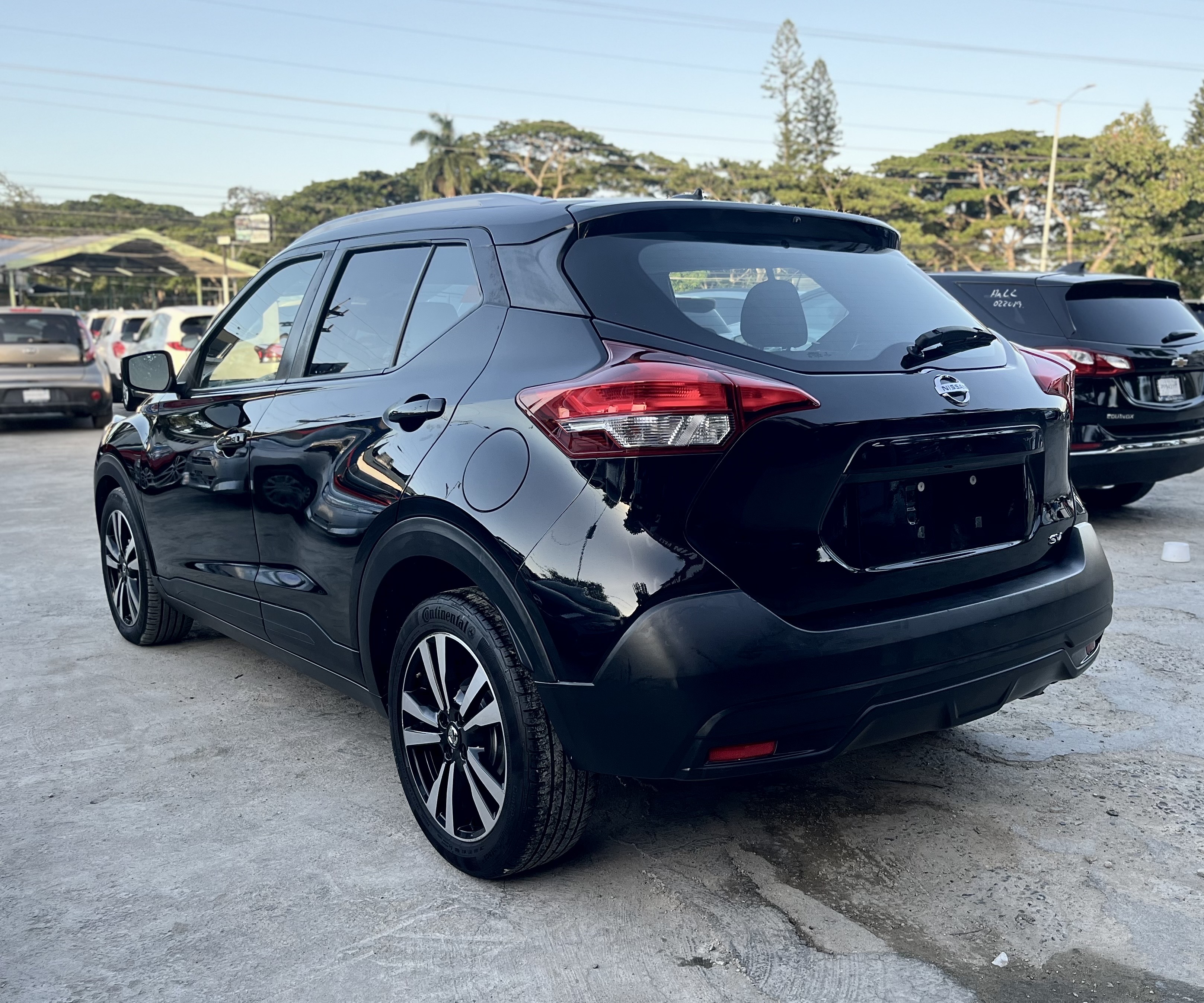 jeepetas y camionetas - Nissan kicks 2019 SV - Clean carfax
 2