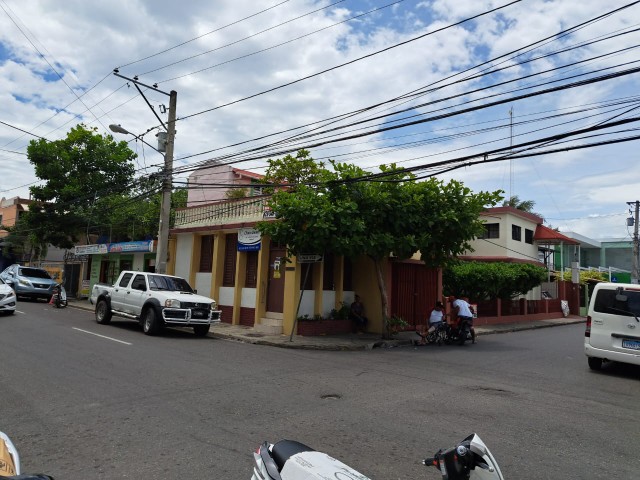 casas - Vendo  casa  comercial en La Vega