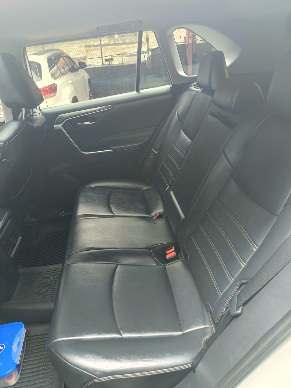 jeepetas y camionetas - Toyota rav4 2019 xle premium  5
