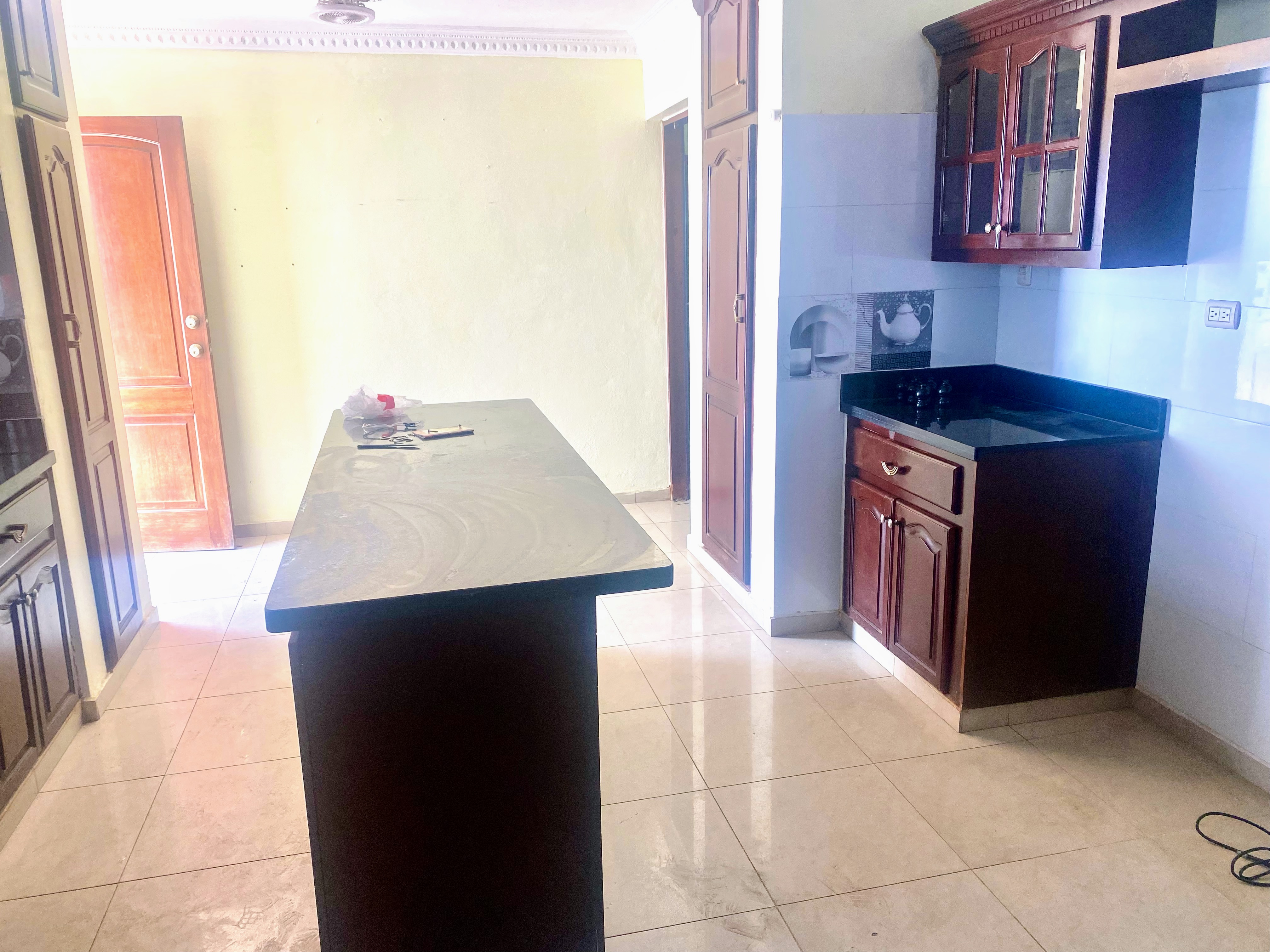 casas - Vendo casa espaciosa en Alma Rosa I   8