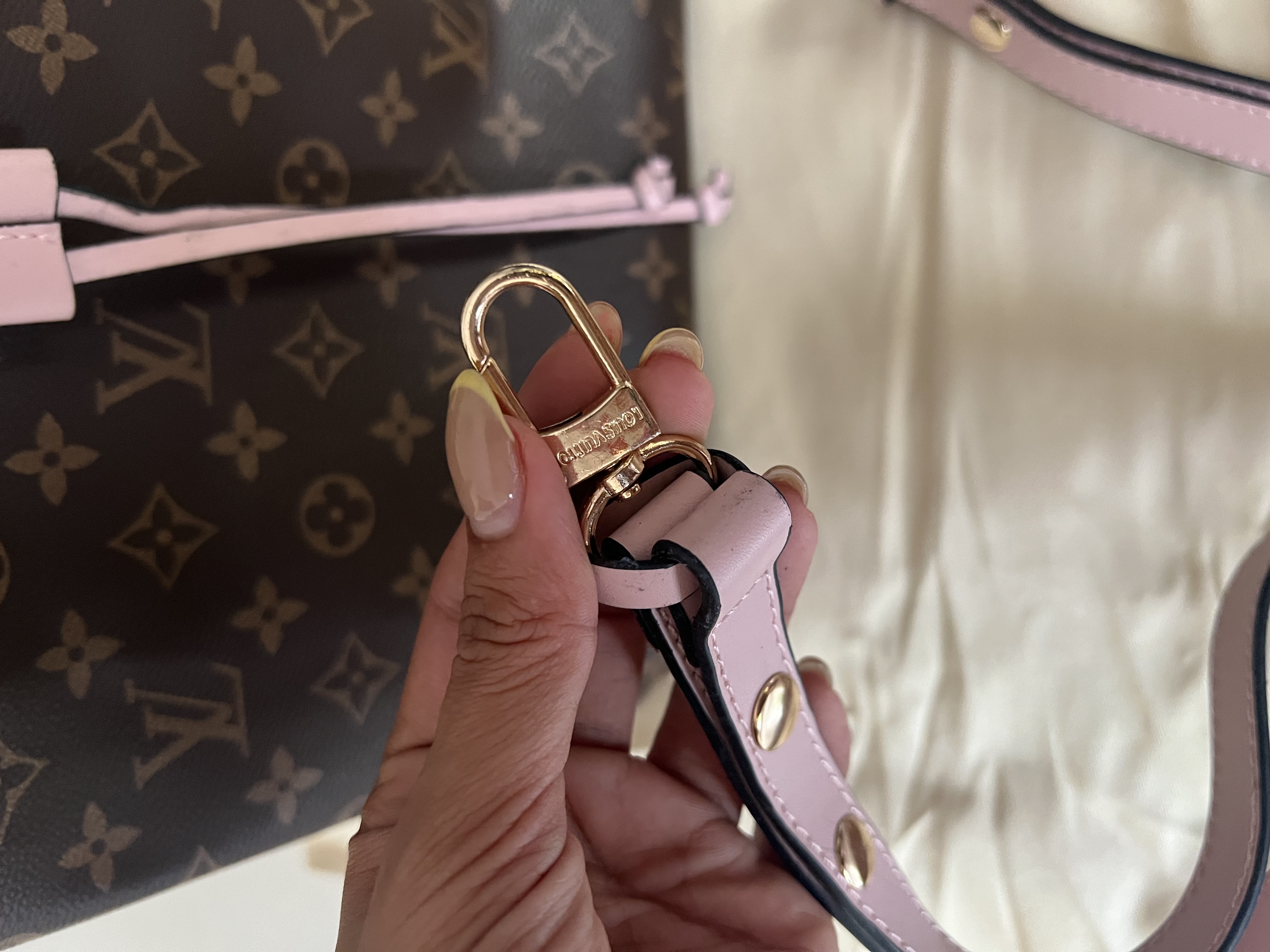 carteras y maletas - Bolso Louis Vuitton NeoNoe rosa  4